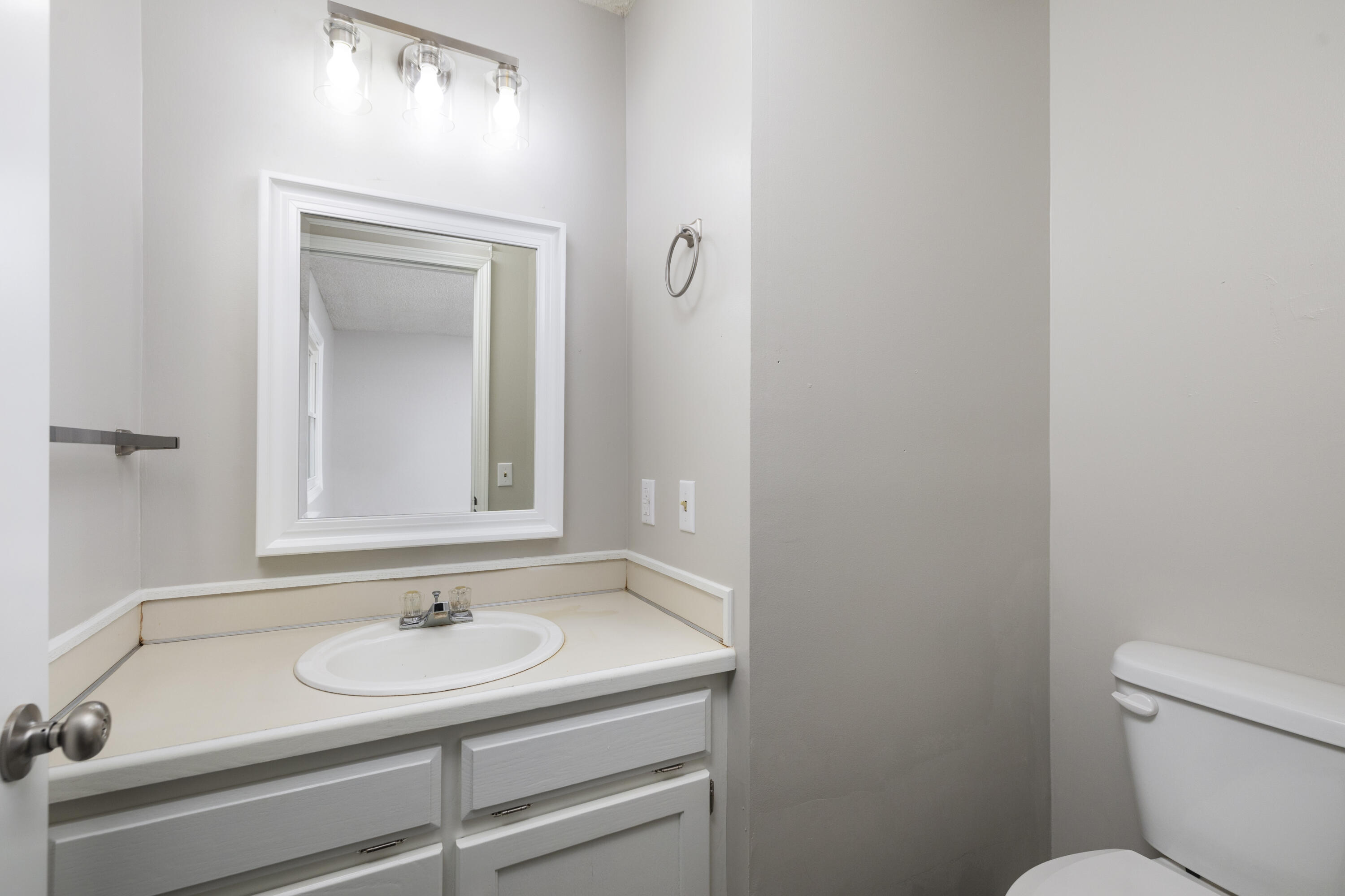 1015 North Hickory Street Property Photo 18