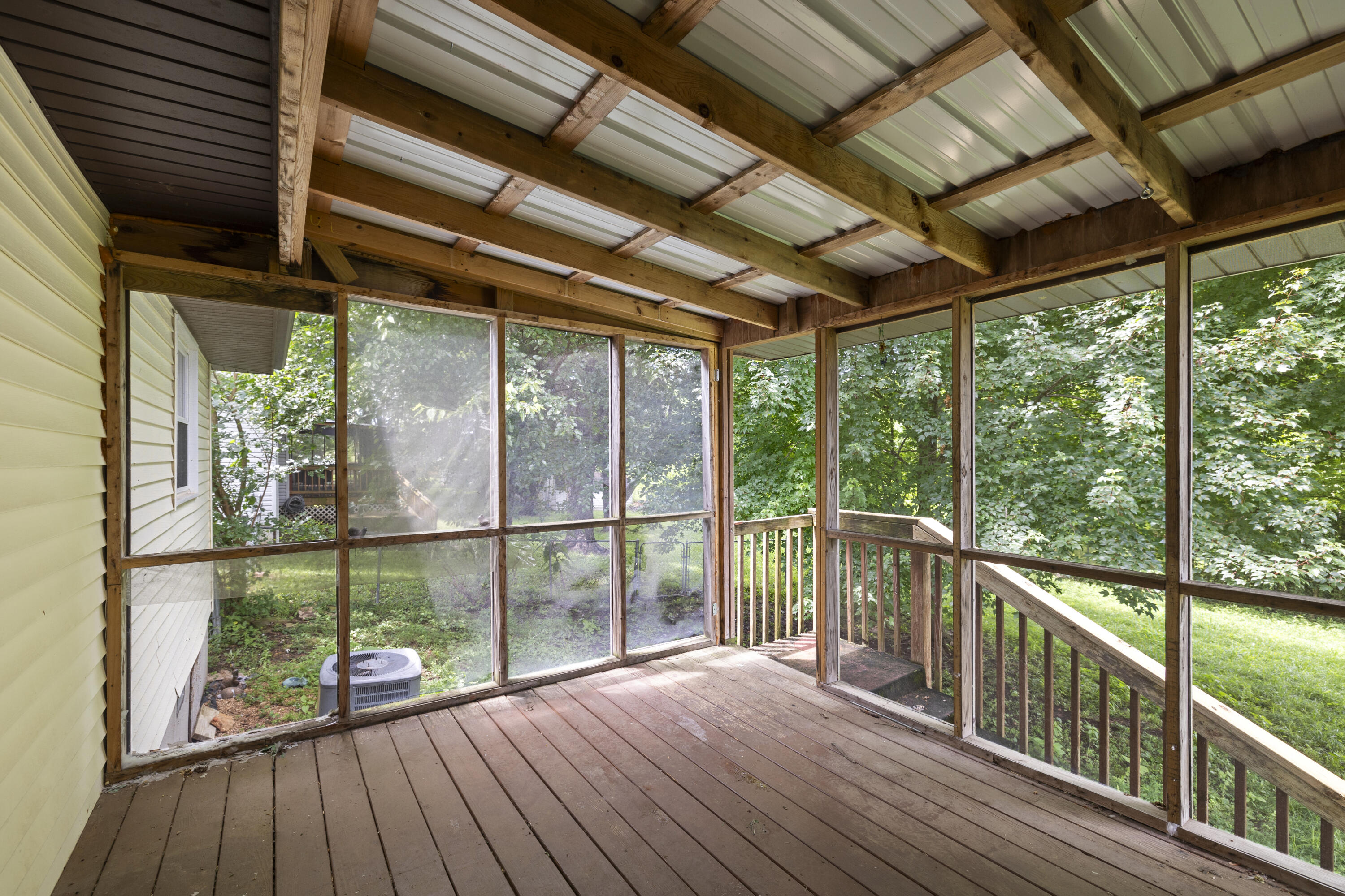 1015 North Hickory Street Property Photo 21