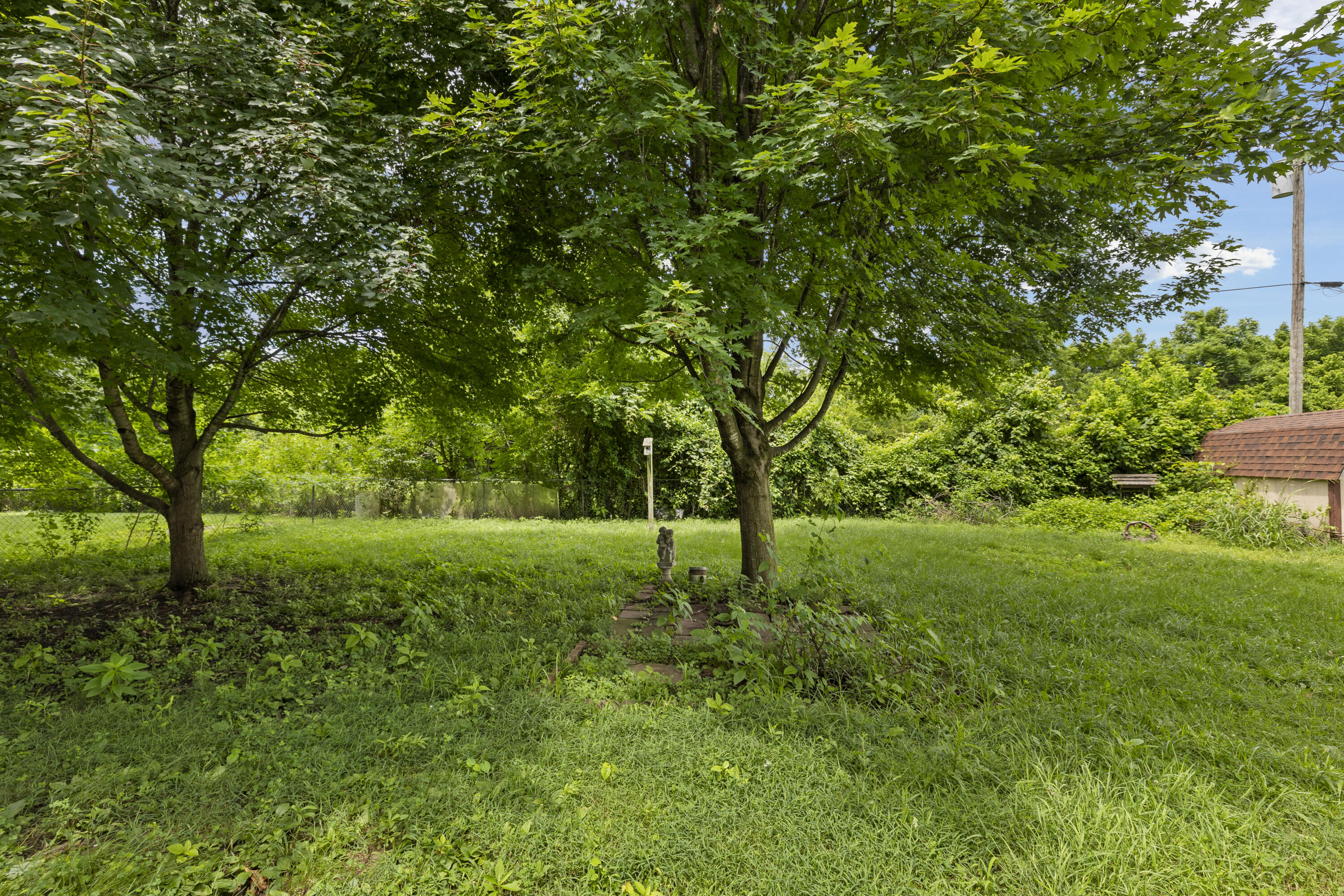 1015 North Hickory Street Property Photo 24