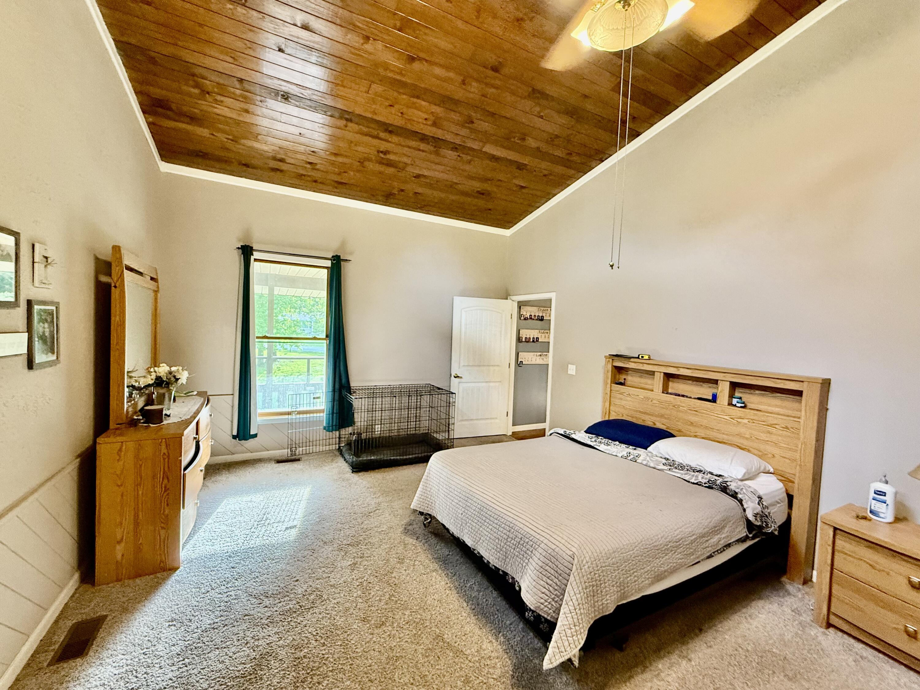 8062 Illinois Road Property Photo 14