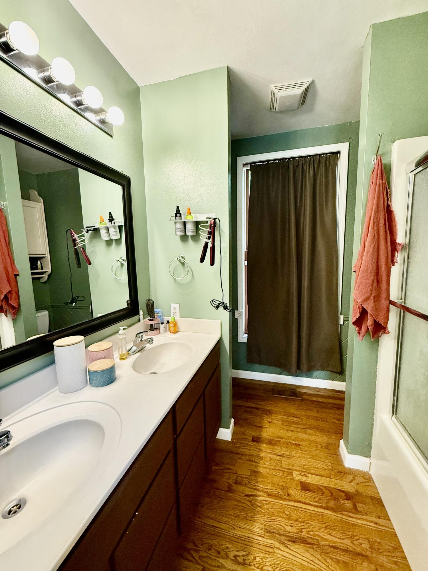 8062 Illinois Road Property Photo 15