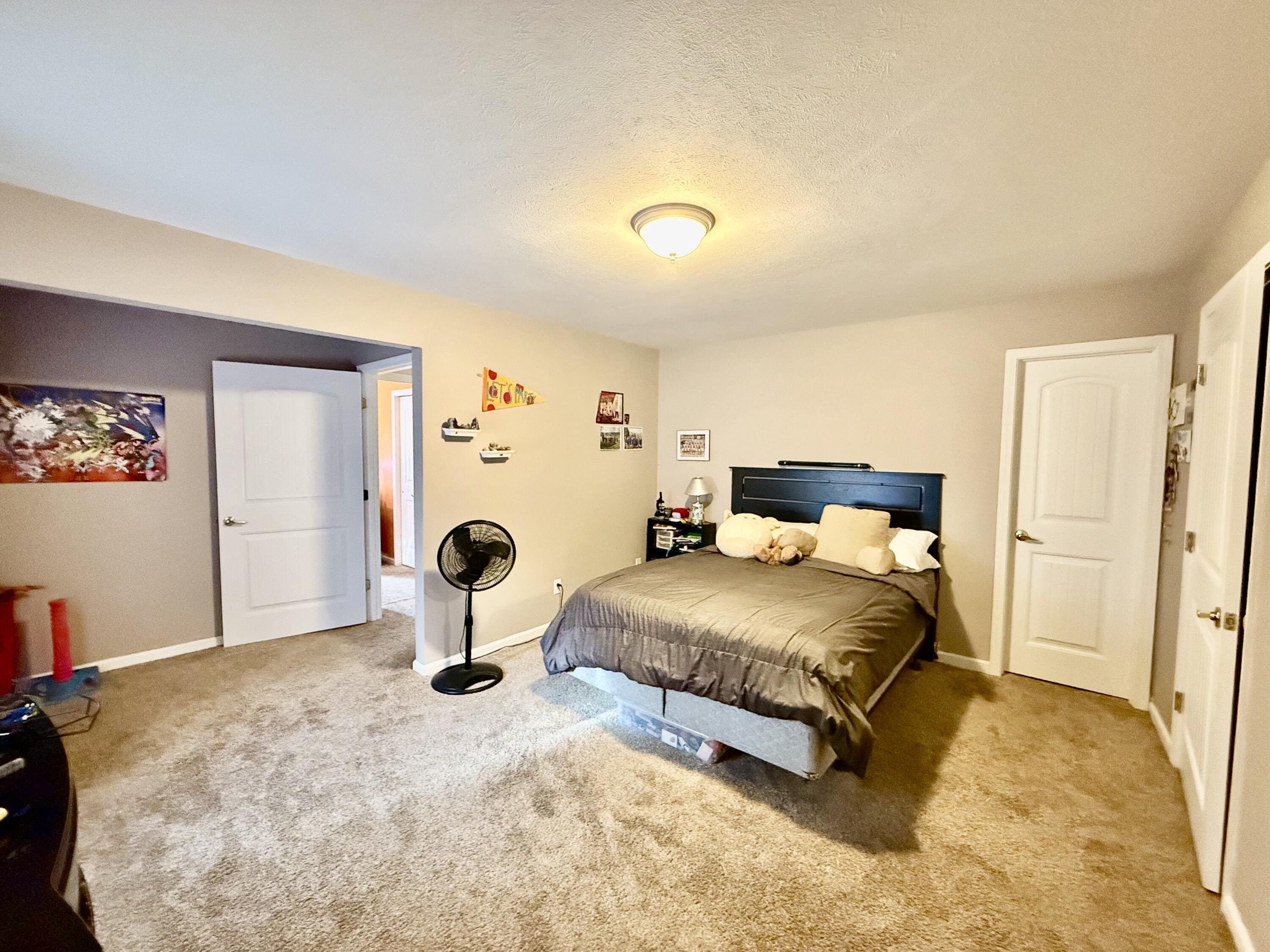 8062 Illinois Road Property Photo 17