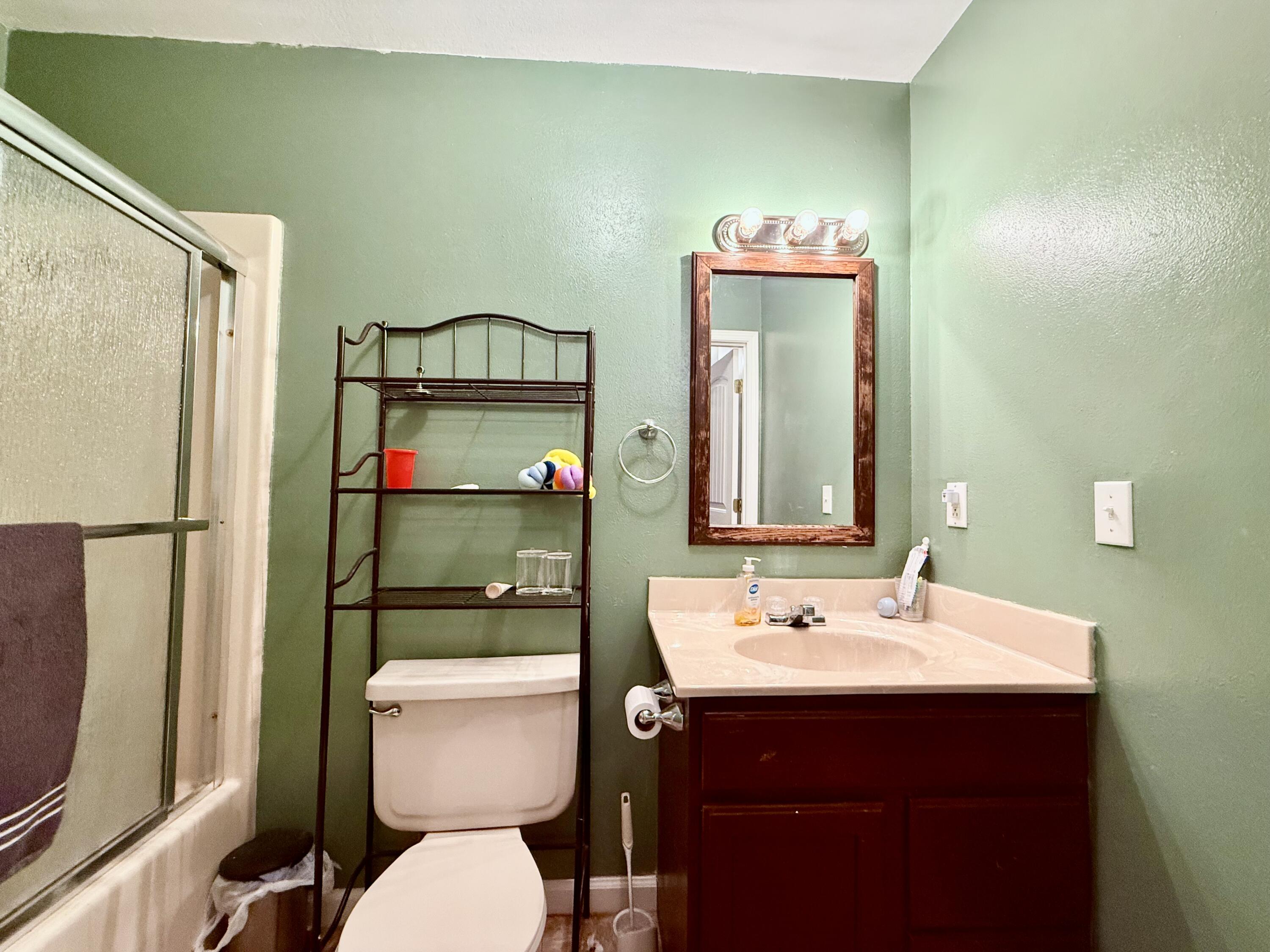 8062 Illinois Road Property Photo 18
