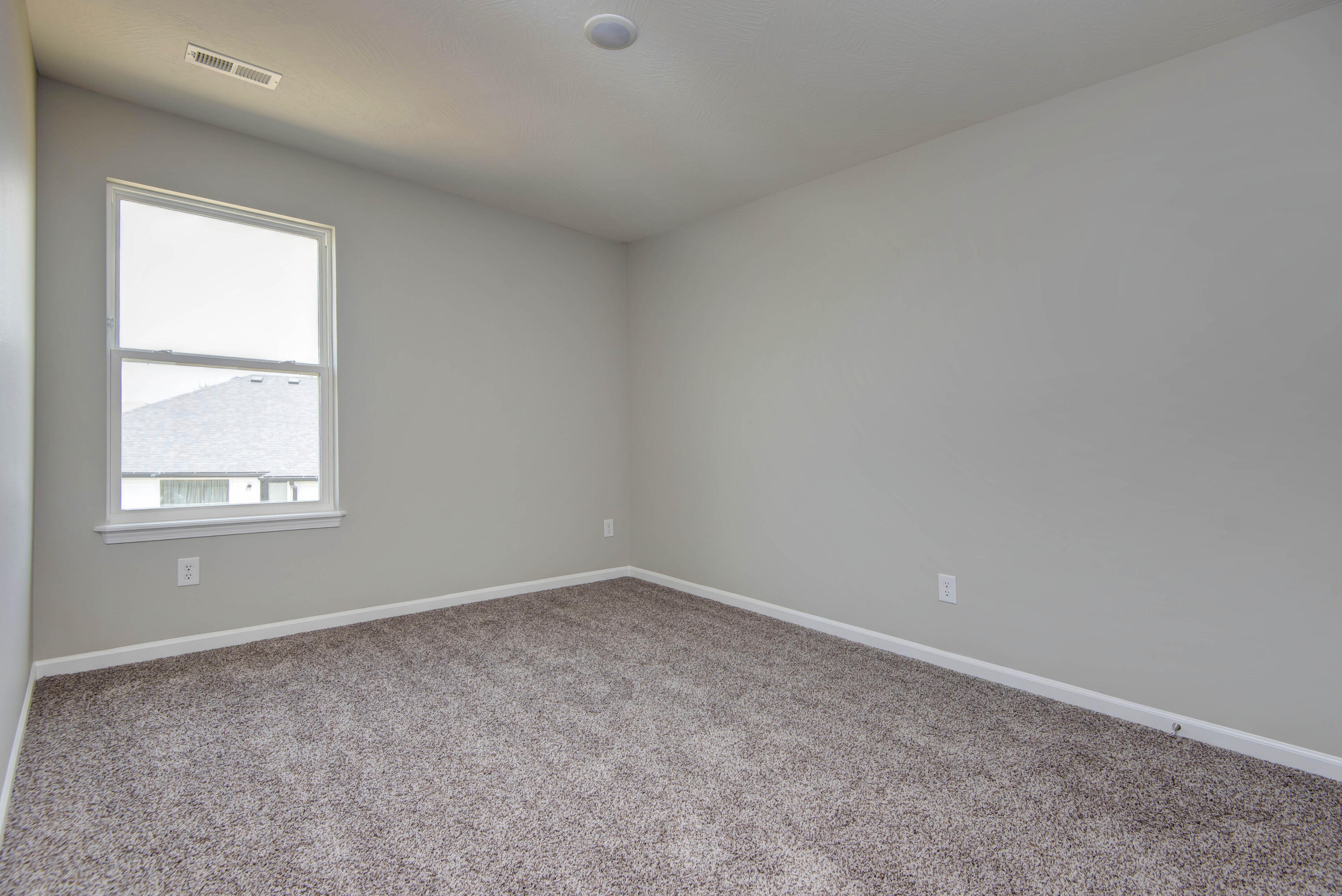 527 Spring Meadow Drive Property Photo 24