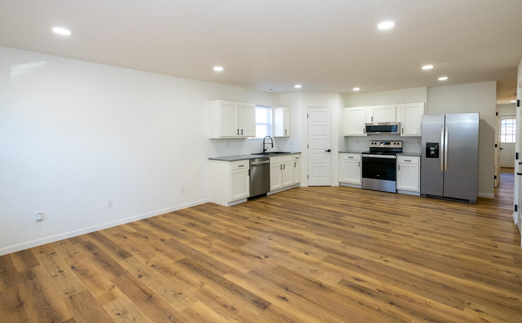 316-322 South Market Property Photo 6