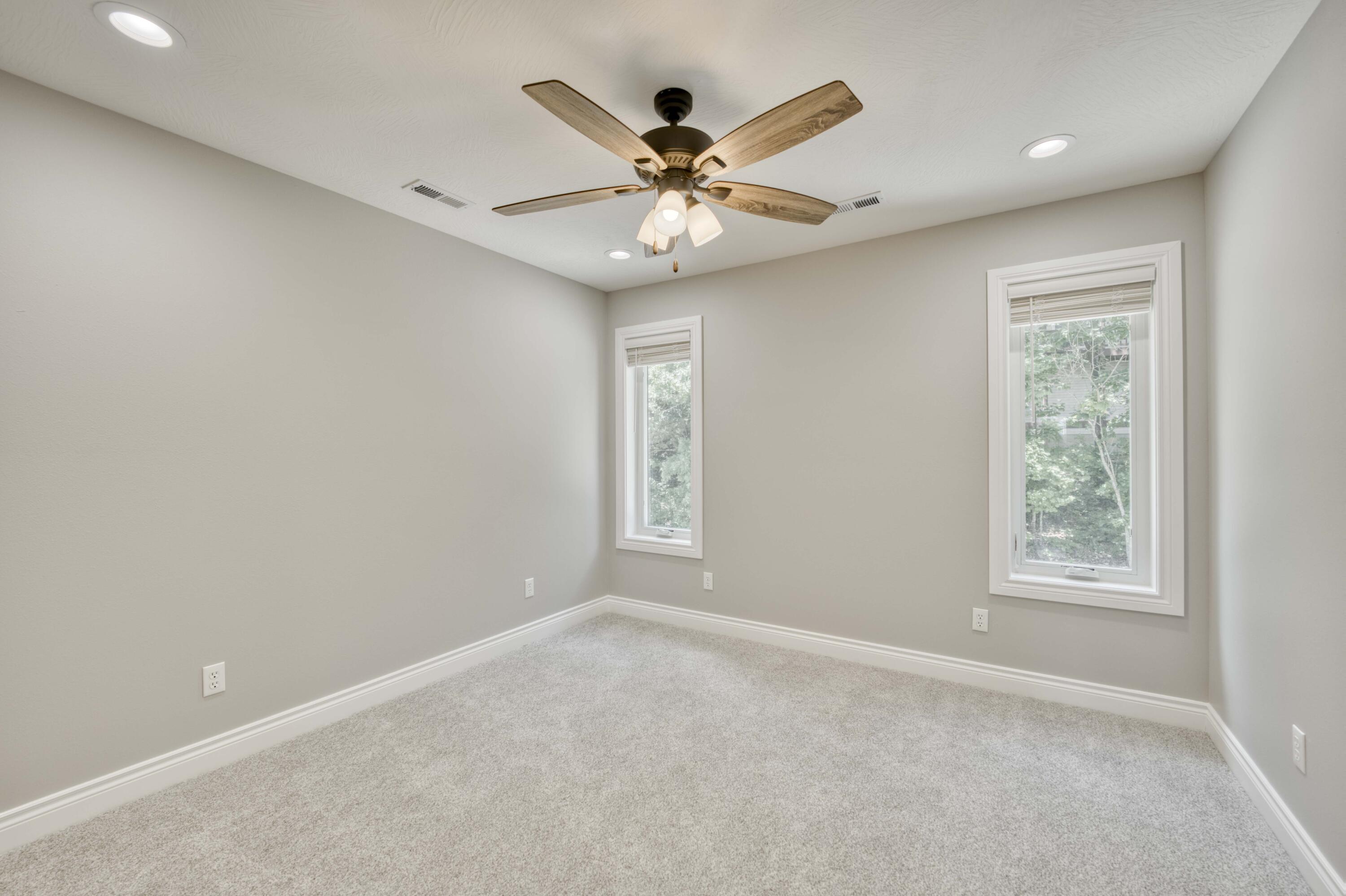 317 Parkview Drive Property Photo 37