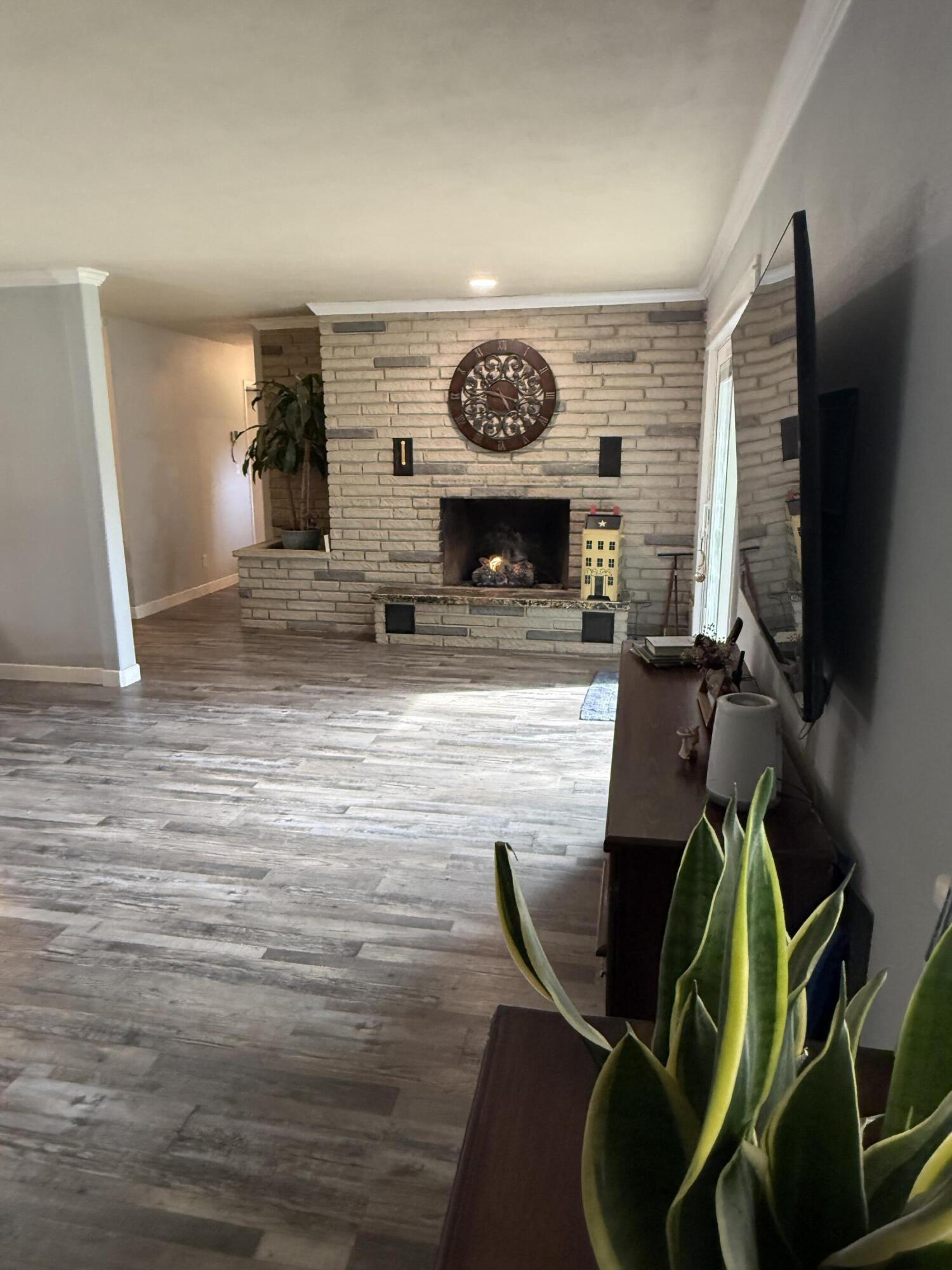 14585 Highway Aw Property Photo 8