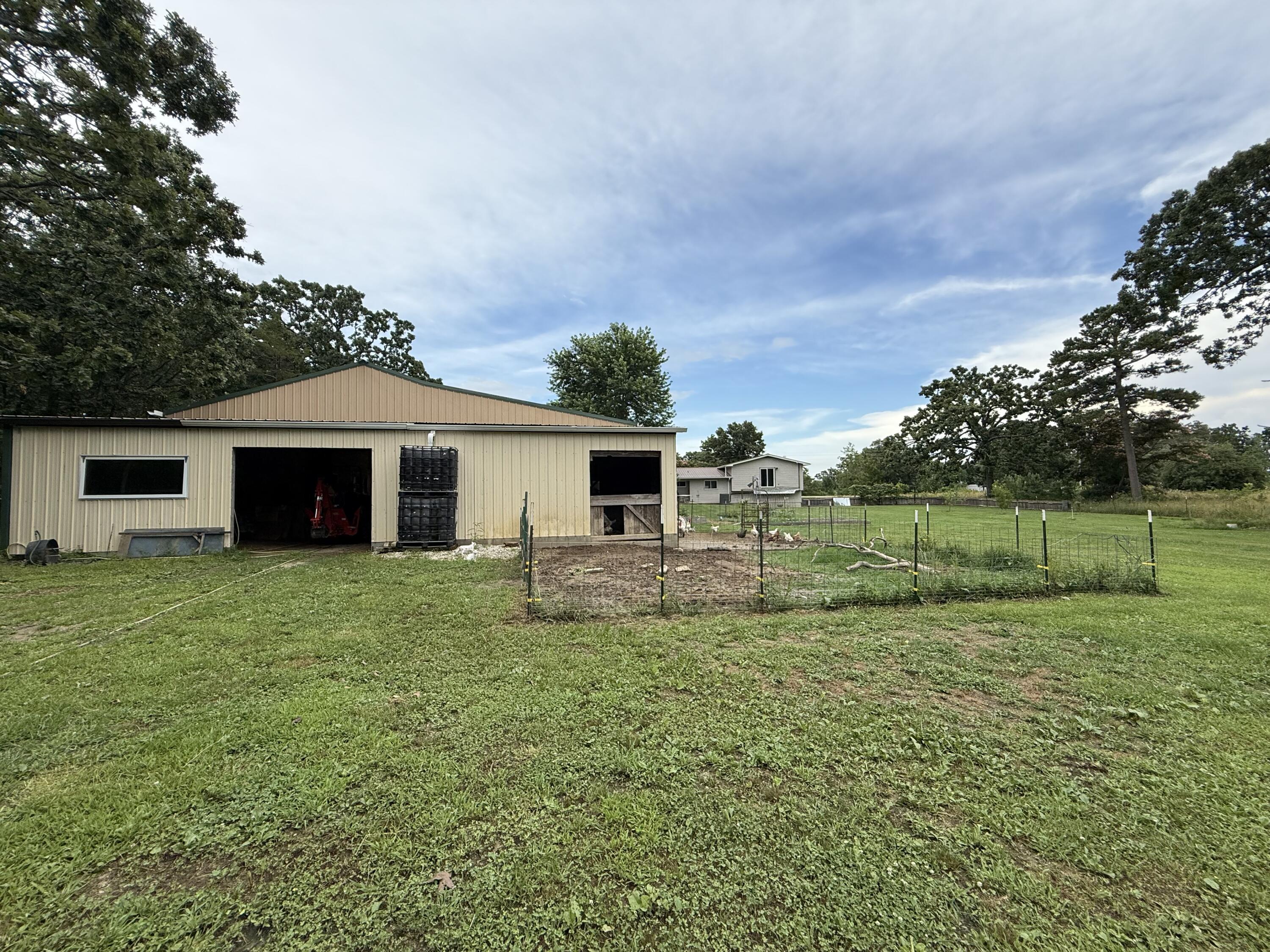 14585 Highway Aw Property Photo 52