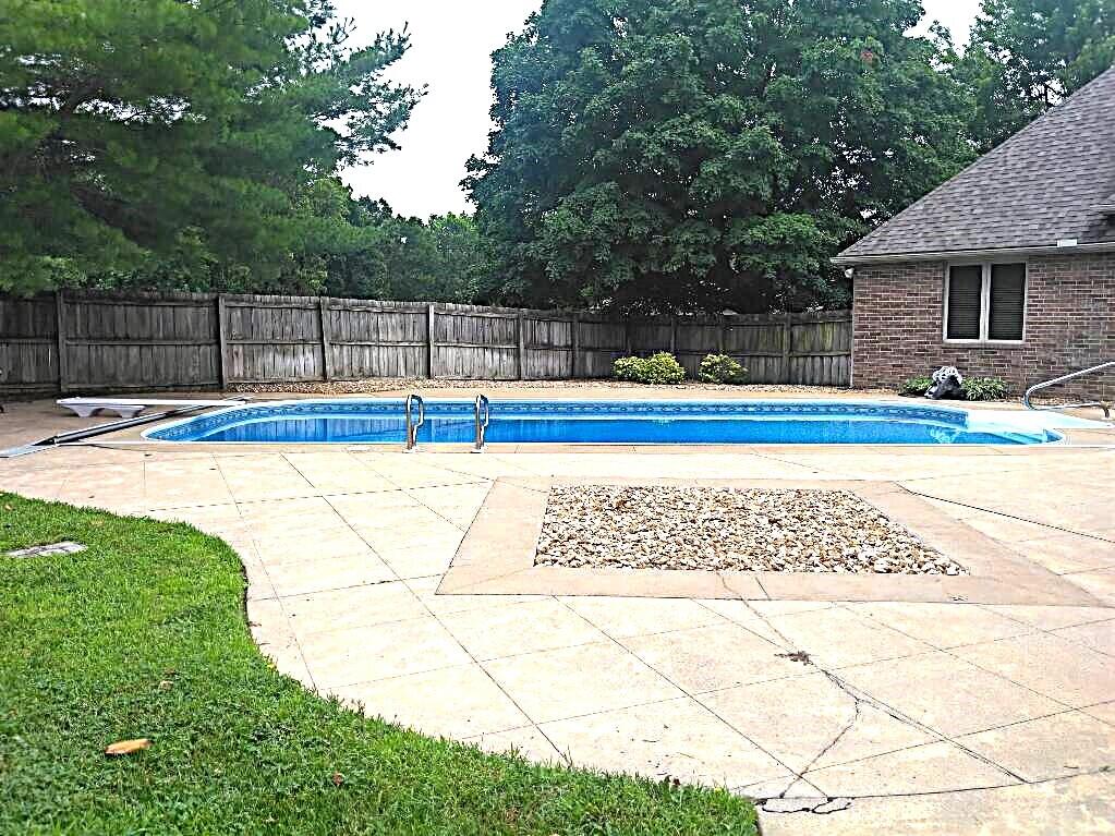 840 Troy Avenue Property Photo 29