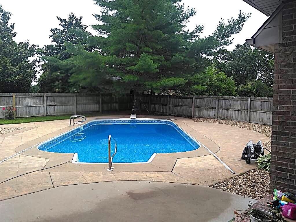 840 Troy Avenue Property Photo 31