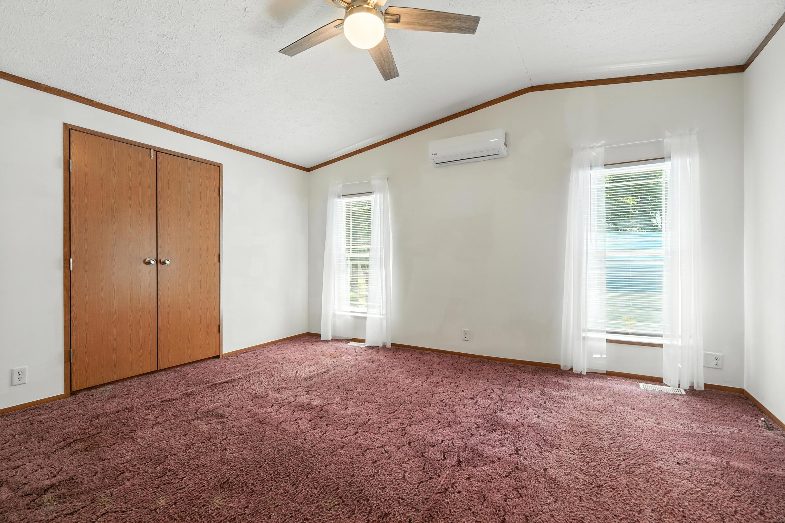 275 Molly Lane Property Photo 18