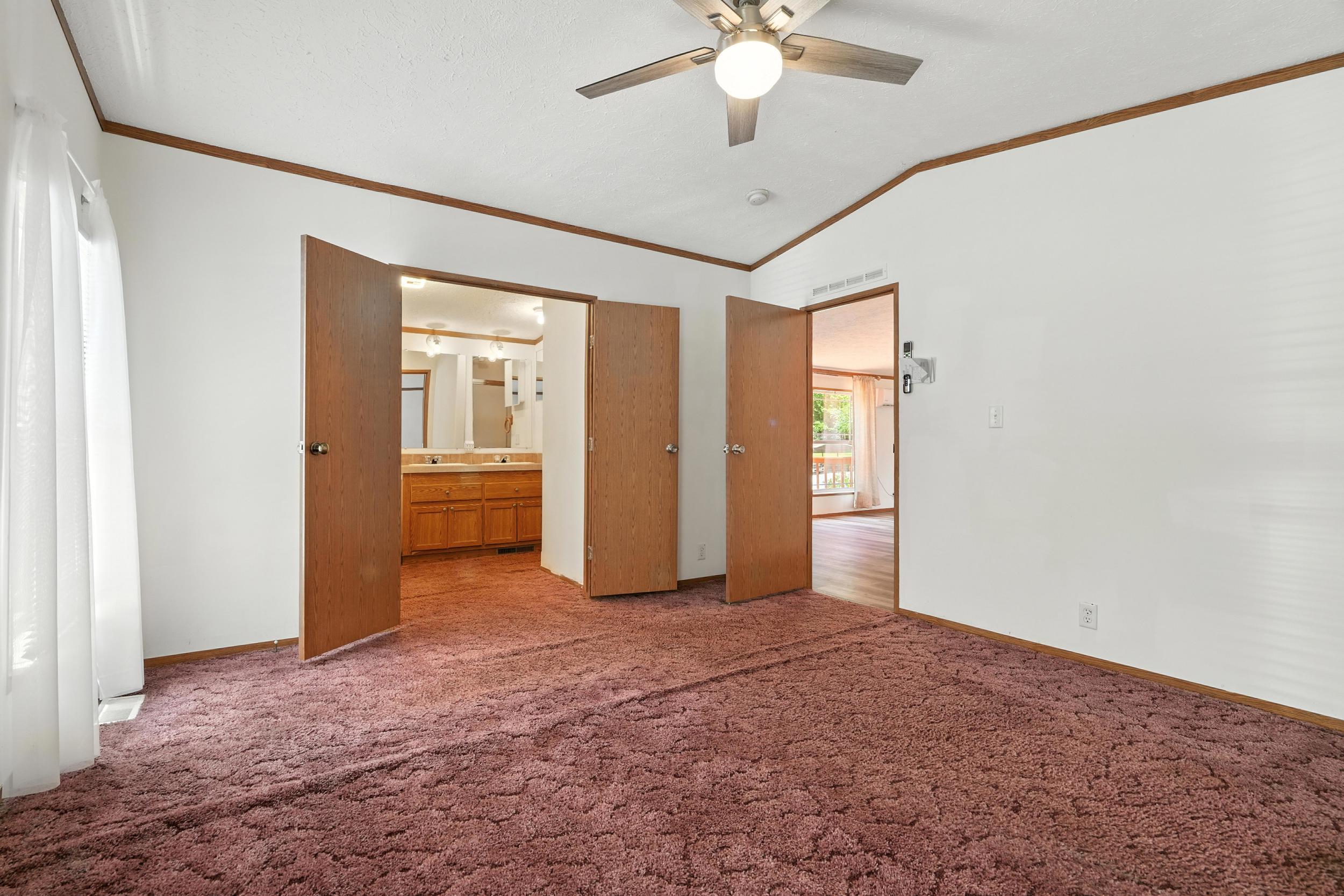 275 Molly Lane Property Photo 20