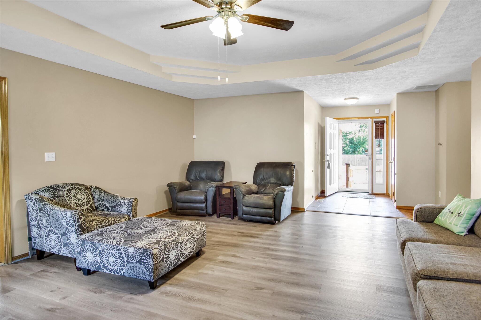 3319 East Lark Street Property Photo 5