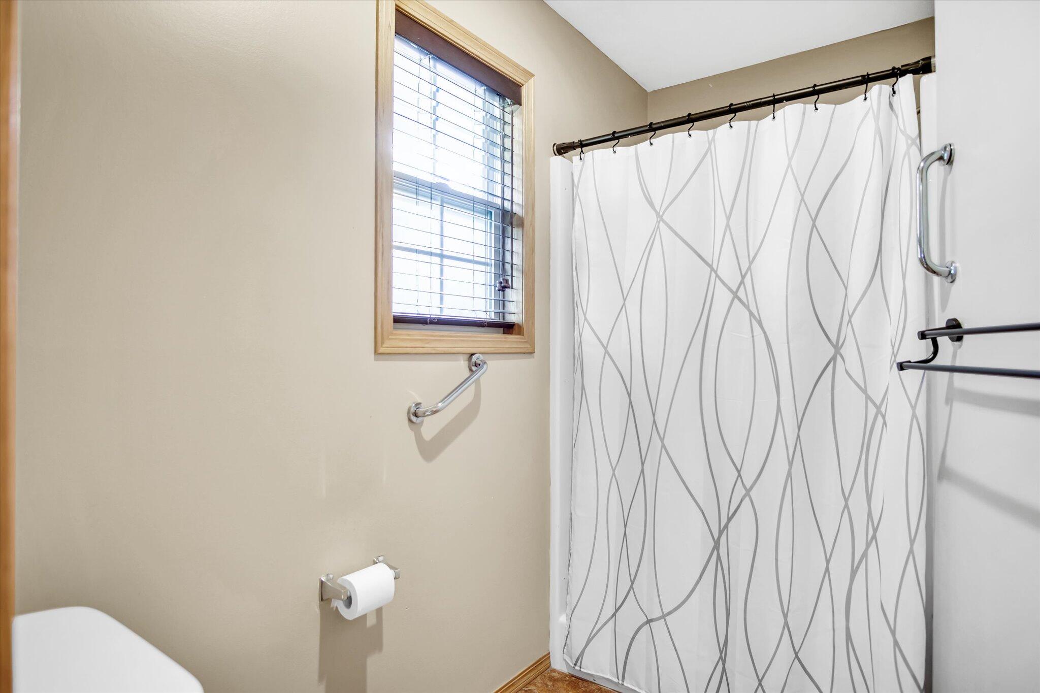 3319 East Lark Street Property Photo 14