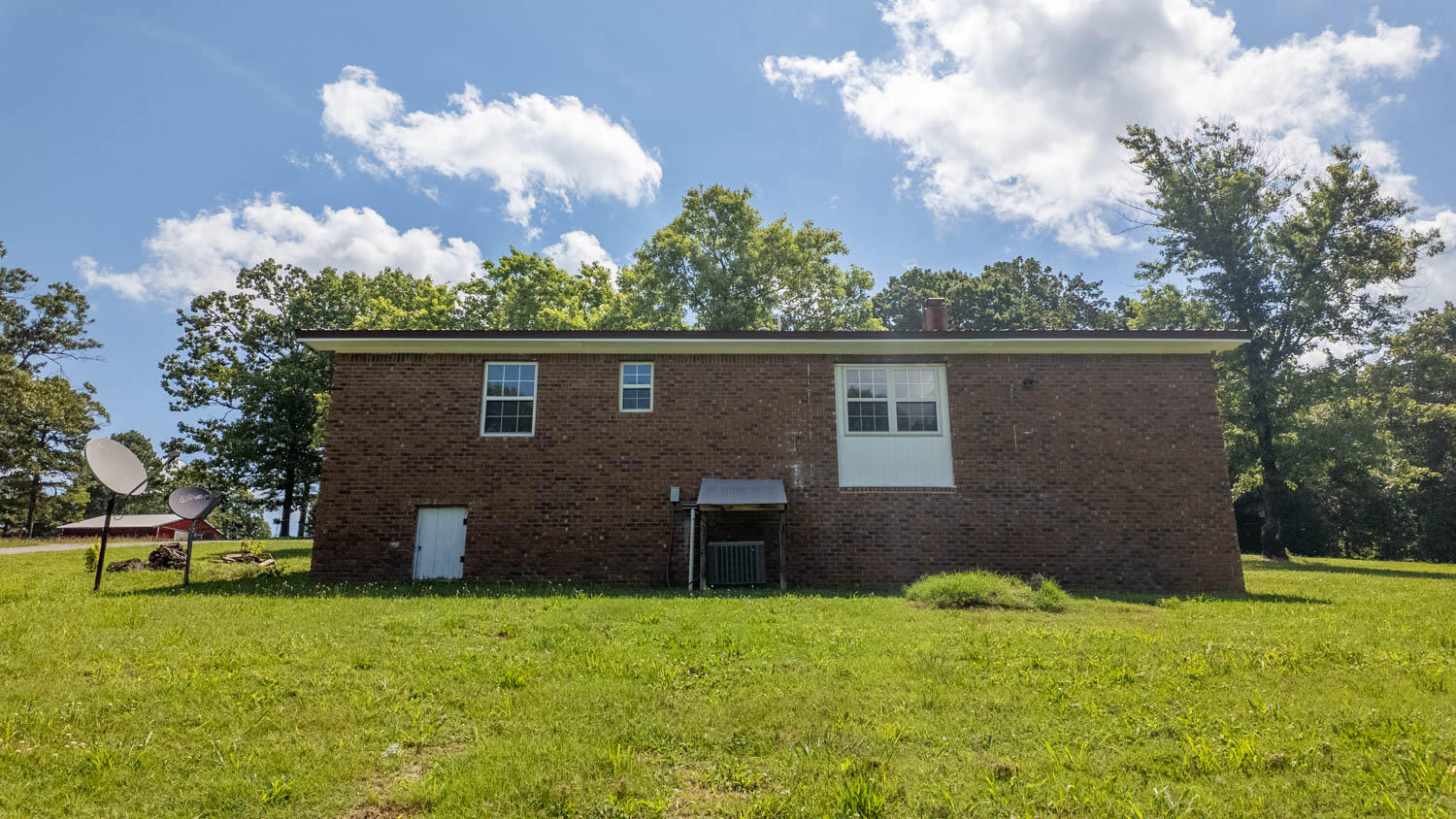503 County Road 393 Property Photo 6