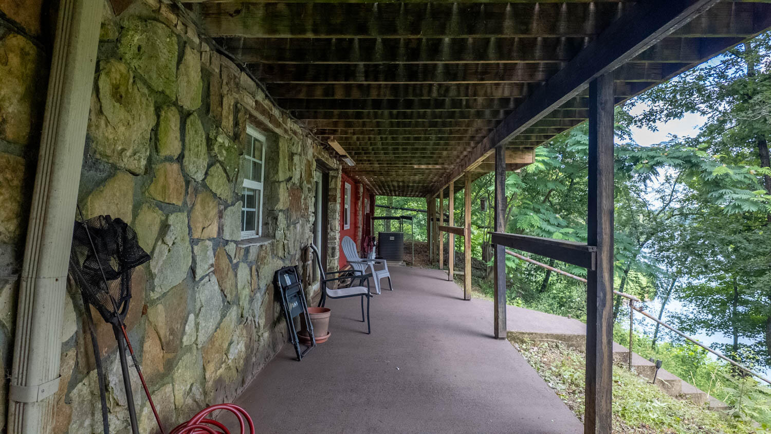 12 Riverbend Road Property Photo 9