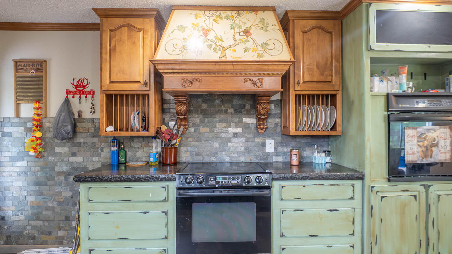 12 Riverbend Road Property Photo 38