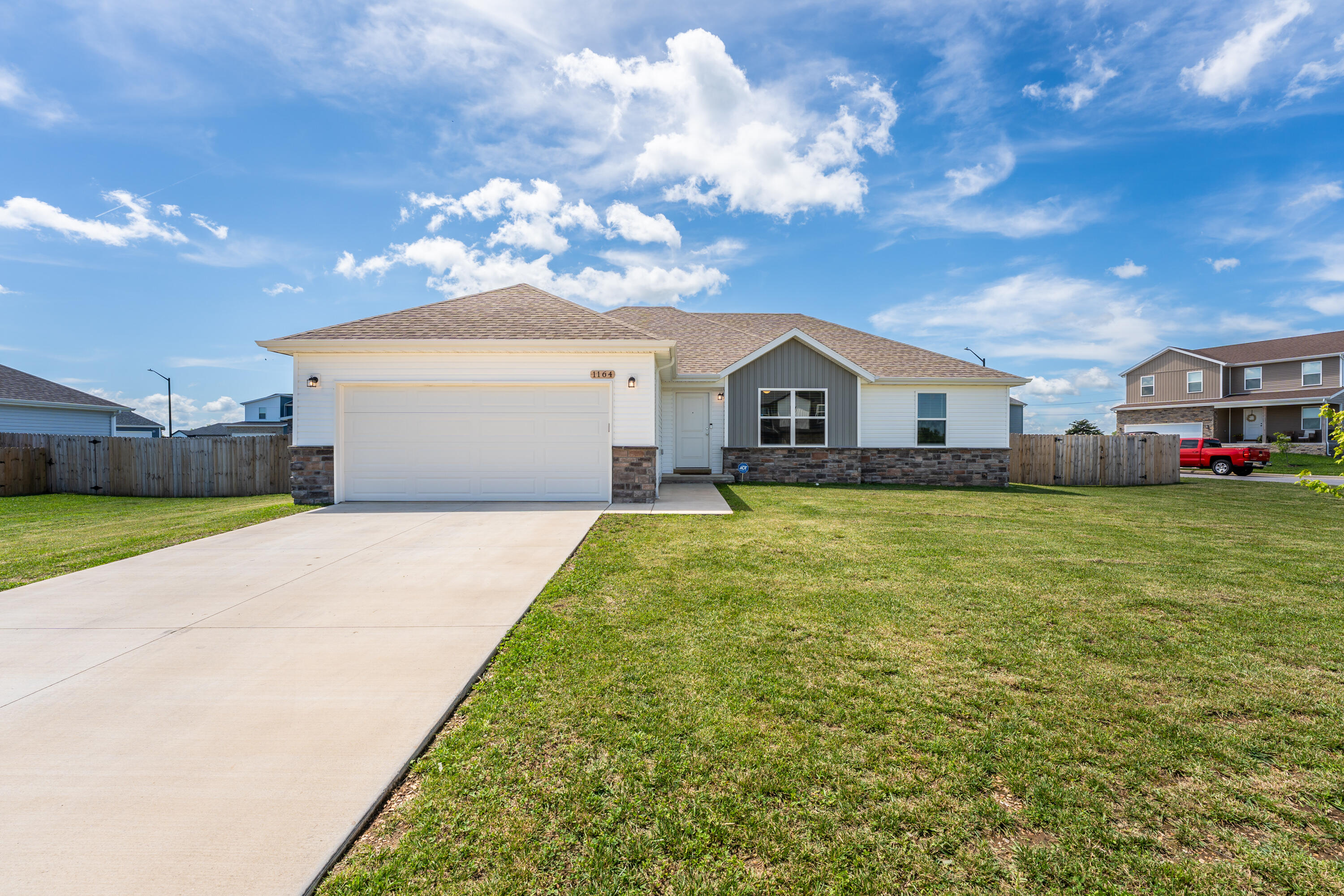 1164 Price Street Property Photo 2