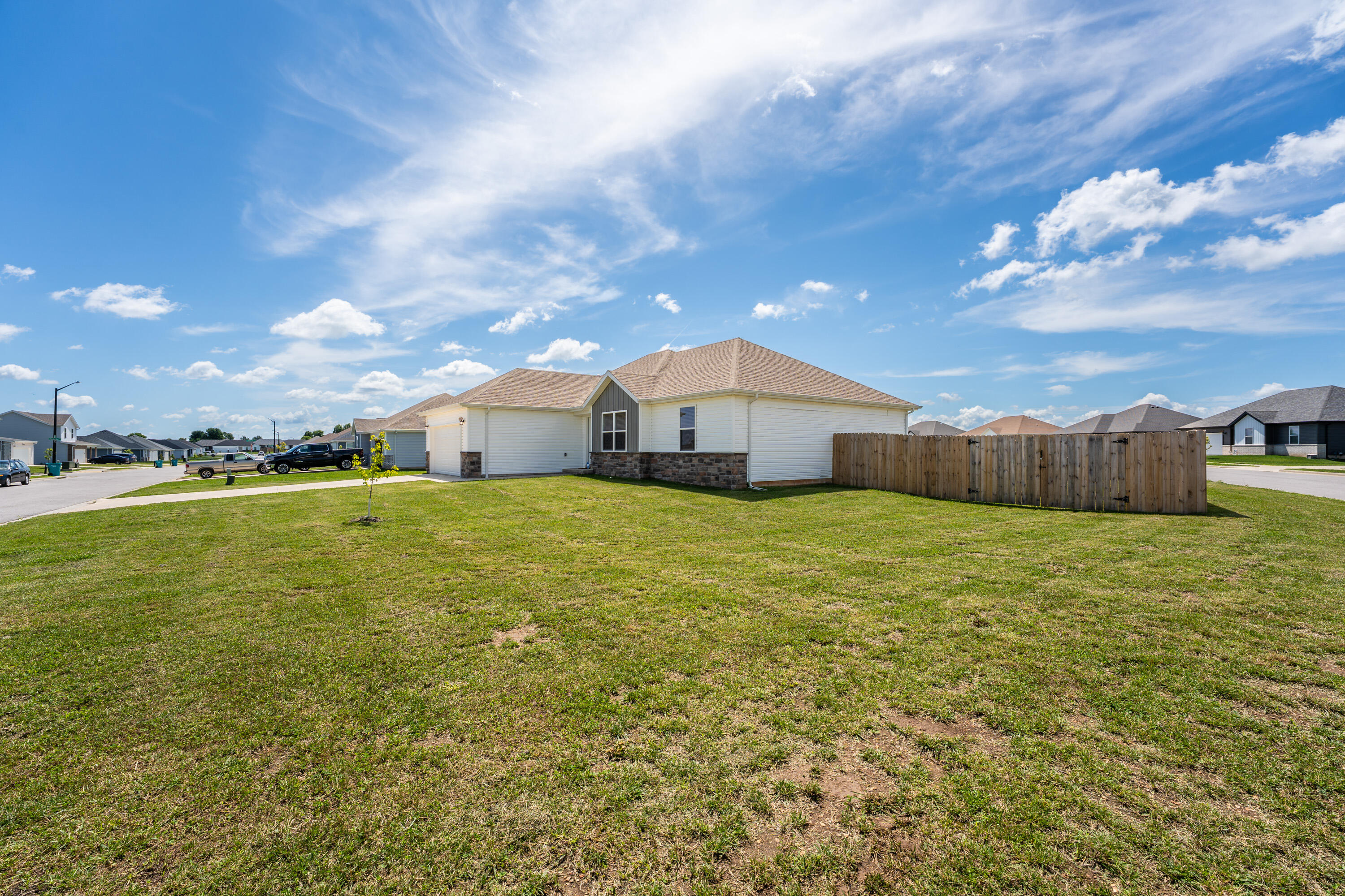 1164 Price Street Property Photo 7