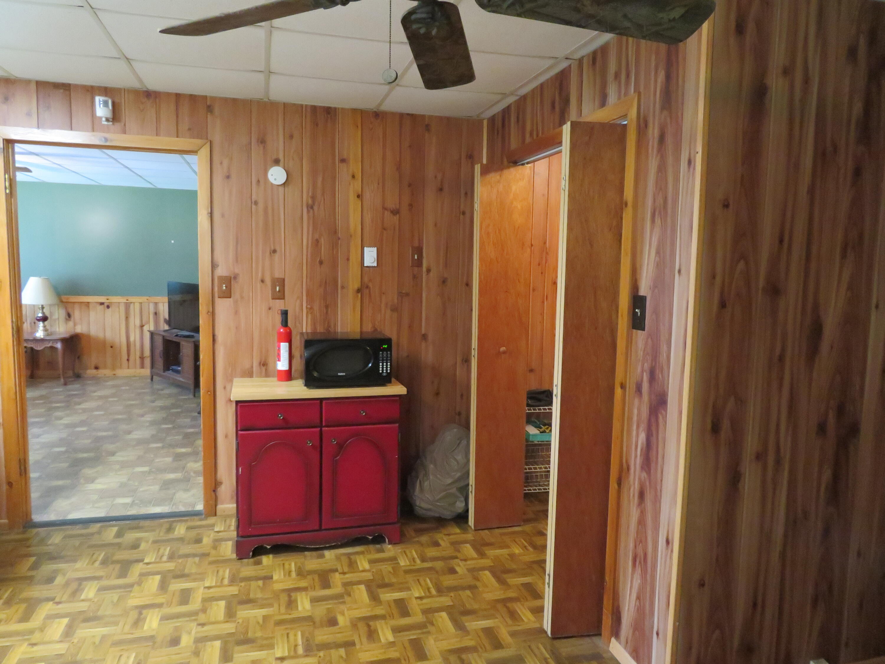 21515 South 215 Highway Property Photo 11