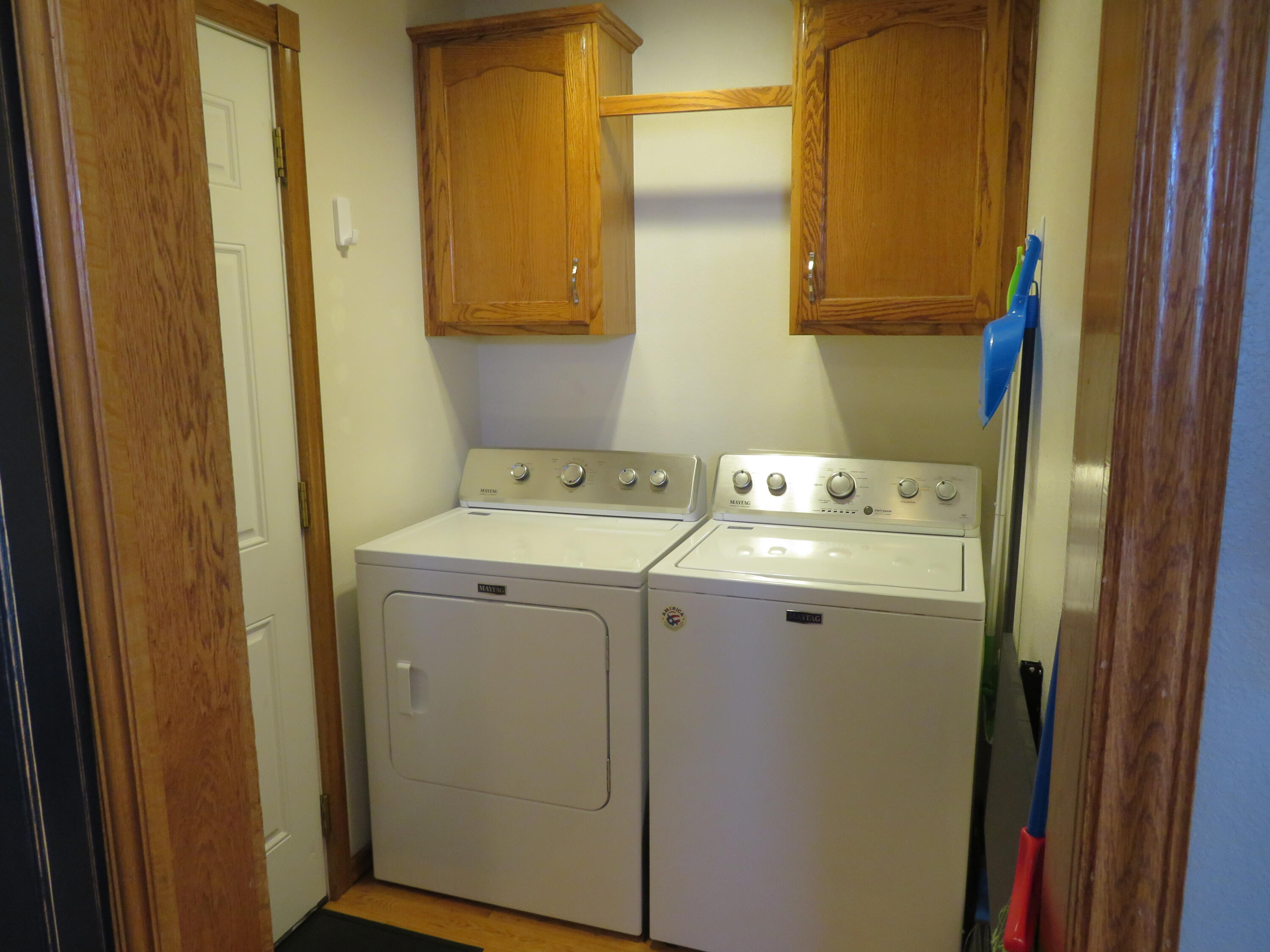 21515 South 215 Highway Property Photo 12
