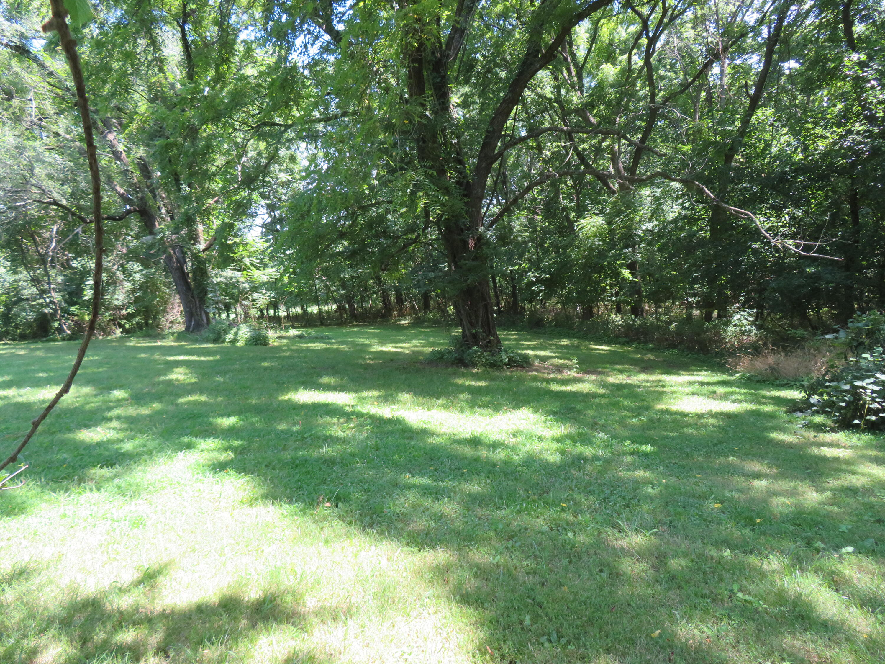 21515 South 215 Highway Property Photo 43