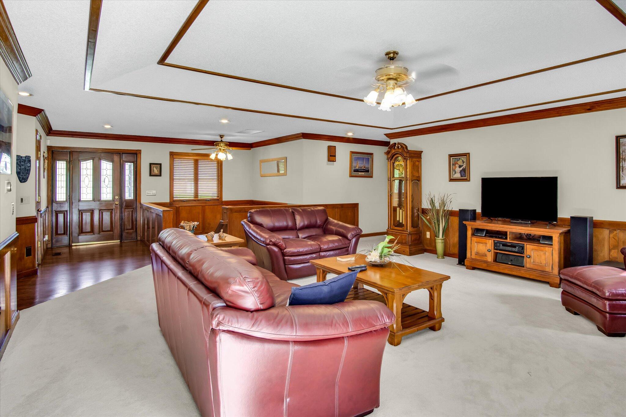 3156 South Chambery Avenue Property Photo 9