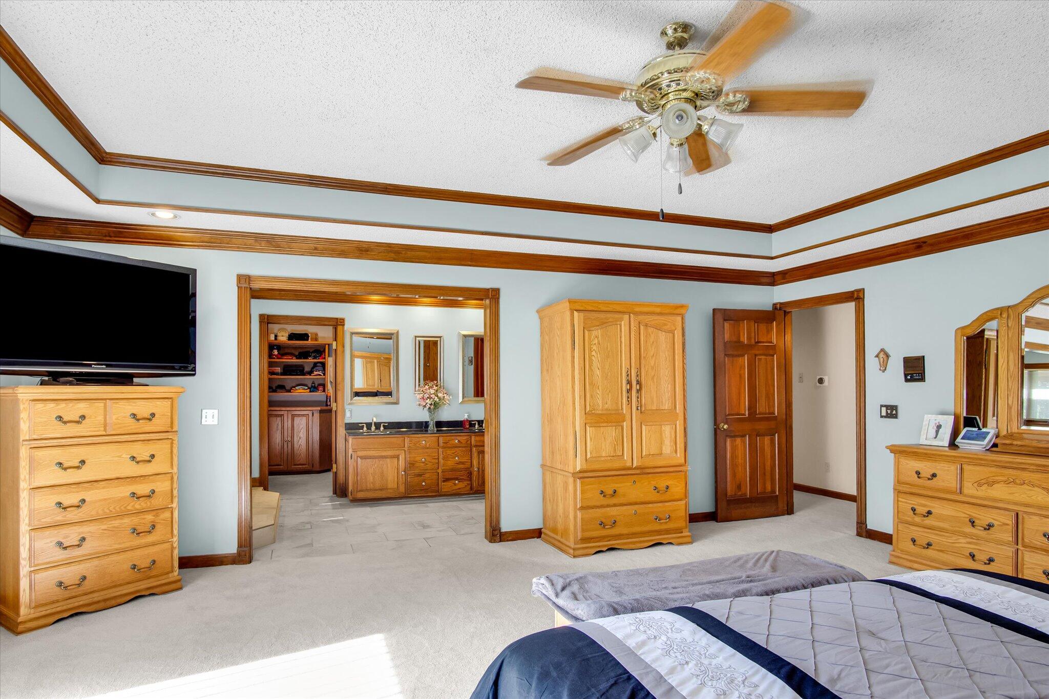 3156 South Chambery Avenue Property Photo 26