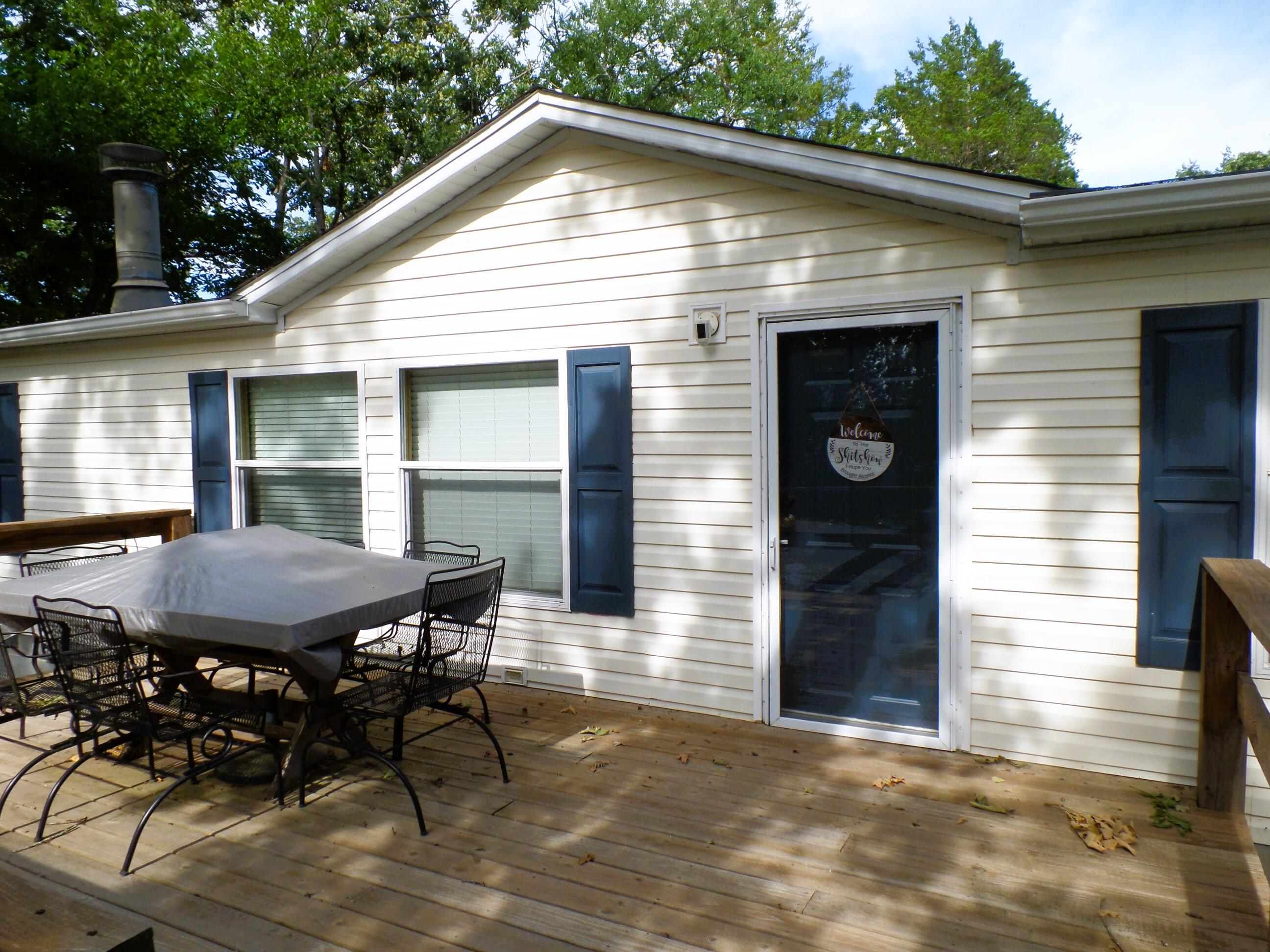 25180 Hailey Circle Property Photo 2