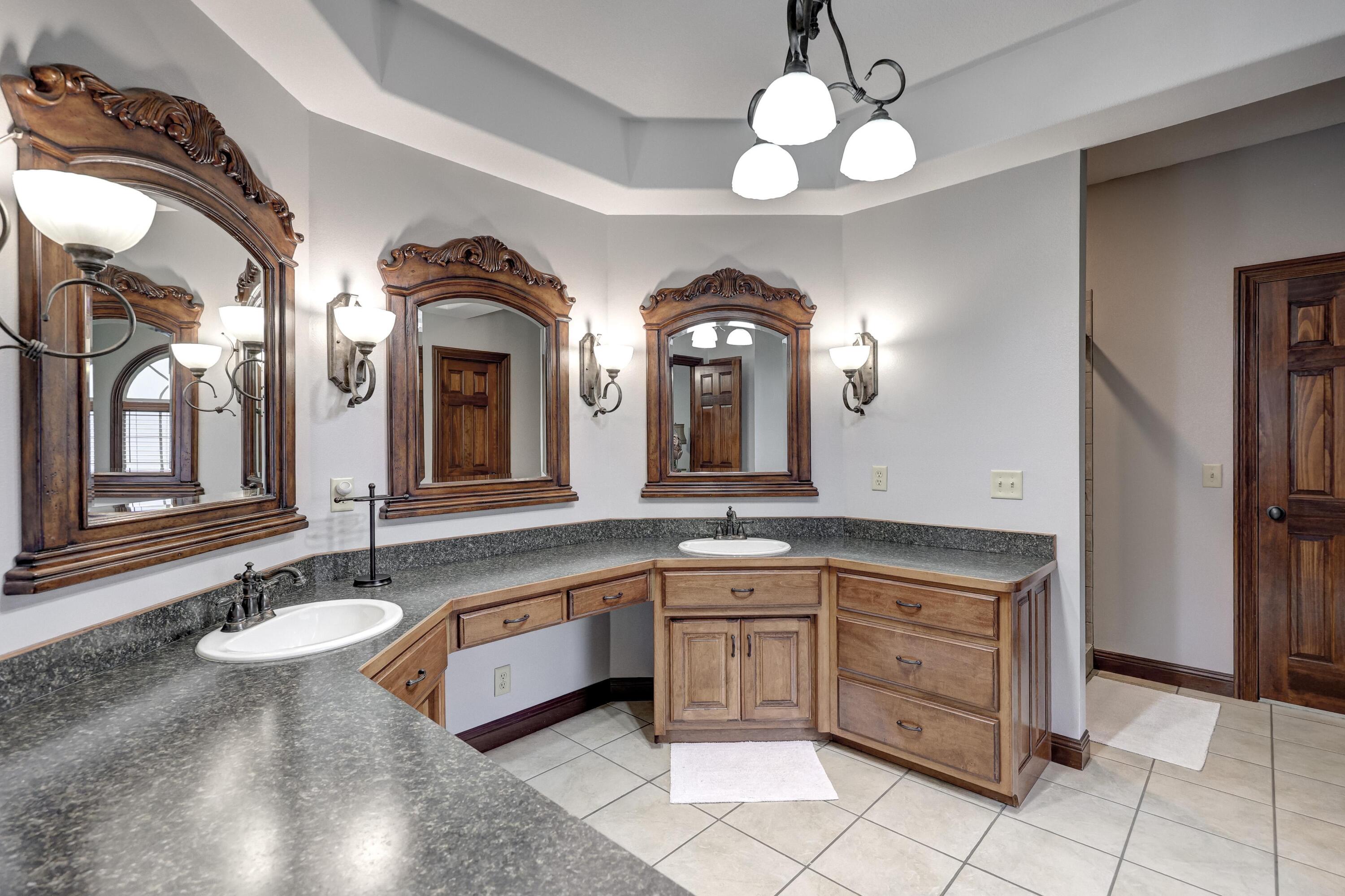 3617 Notting Hill Circle Property Photo 47
