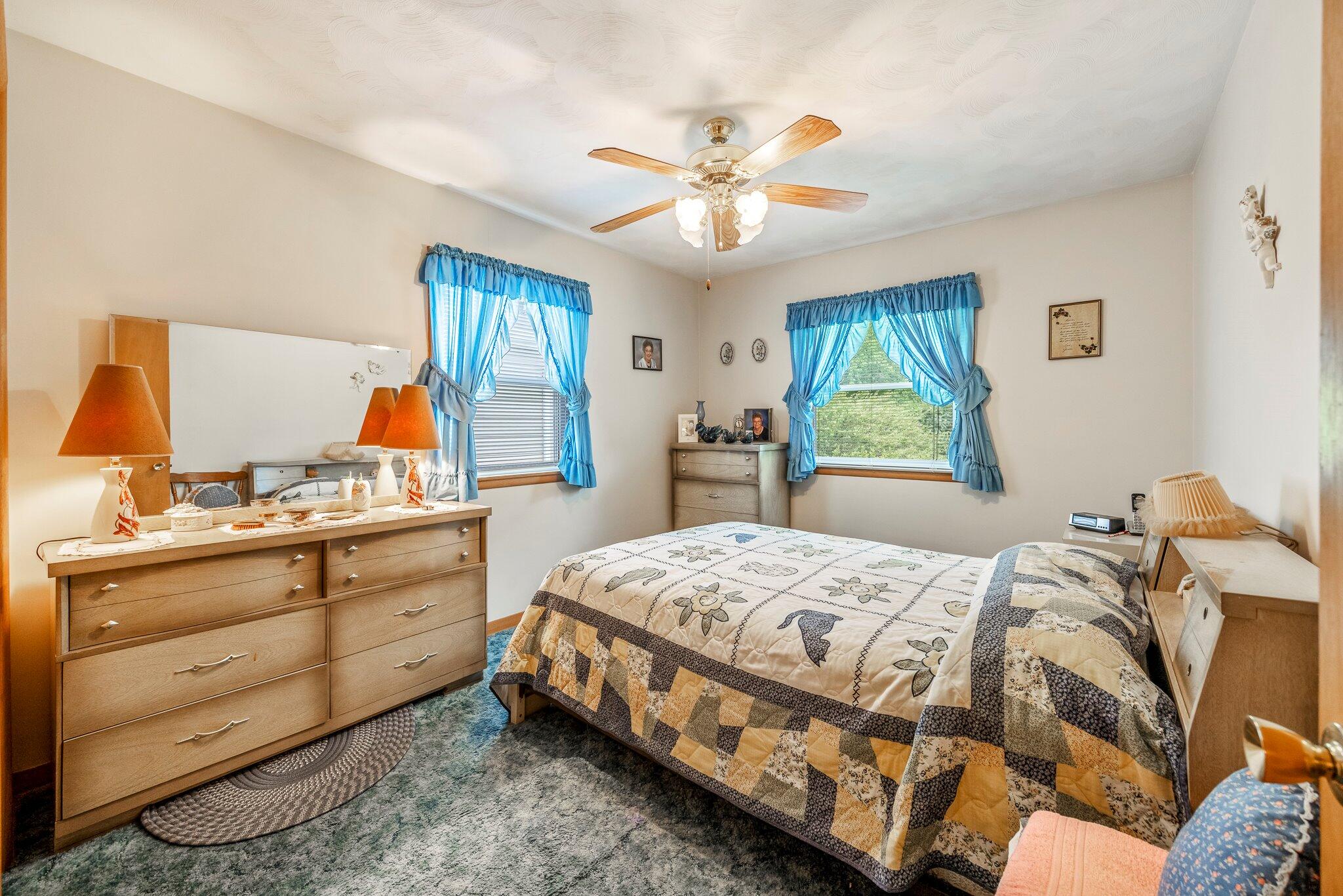 1456 East Lindberg Street Property Photo 14