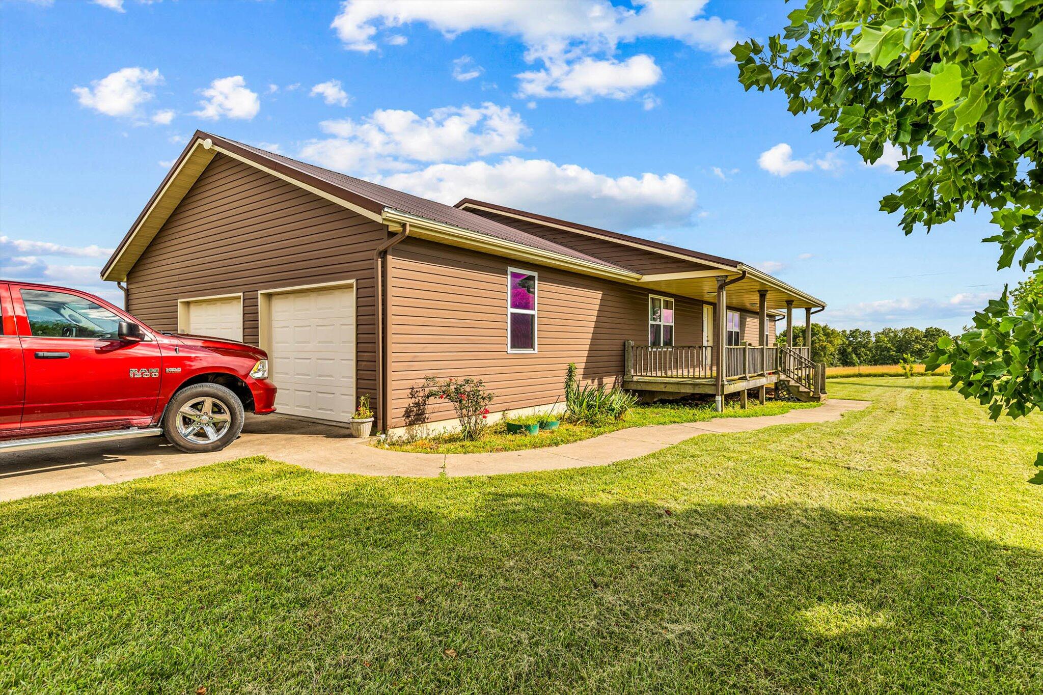 1174 Old Hwy 5 Property Photo 4
