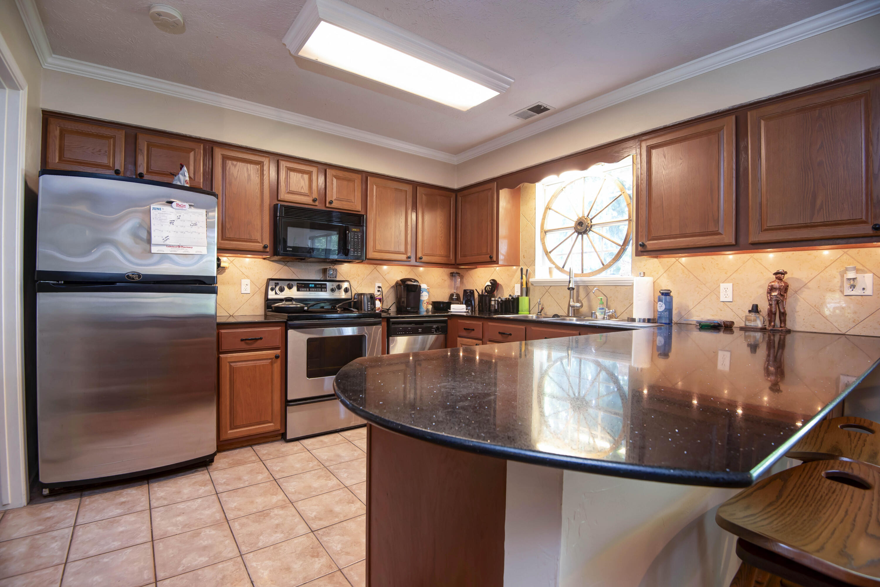 162 Lancashire Drive Property Photo 7