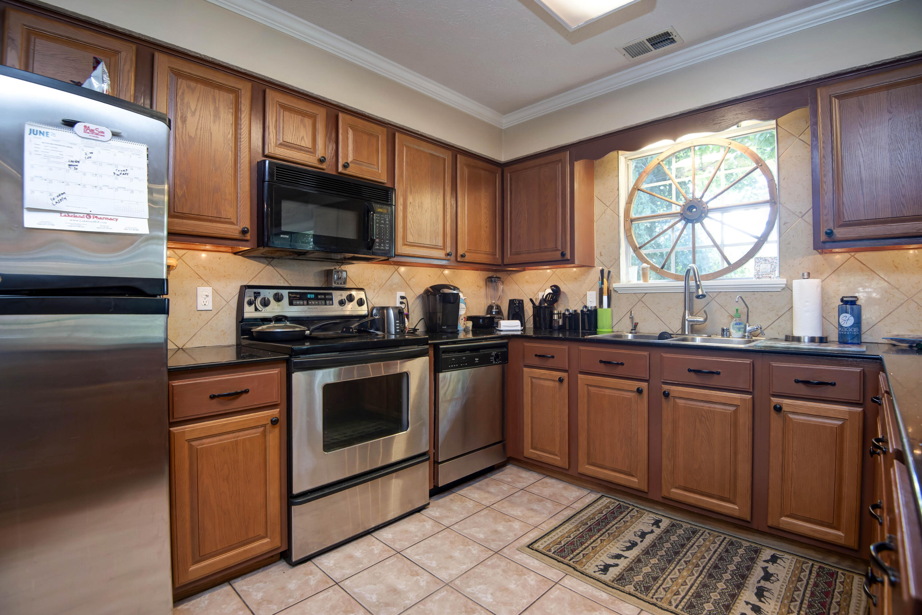 162 Lancashire Drive Property Photo 8