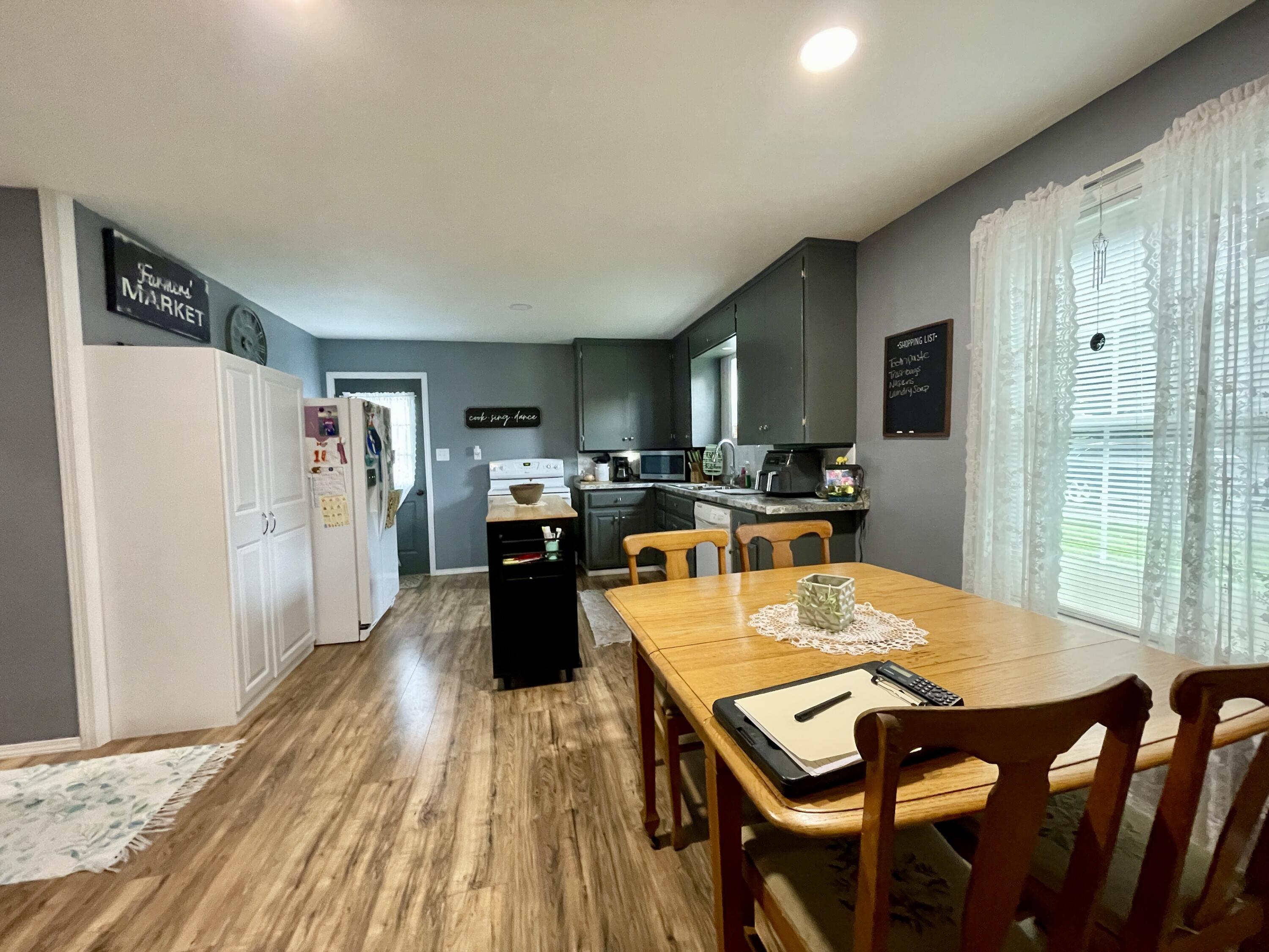 301 Mayo Street Property Photo 12