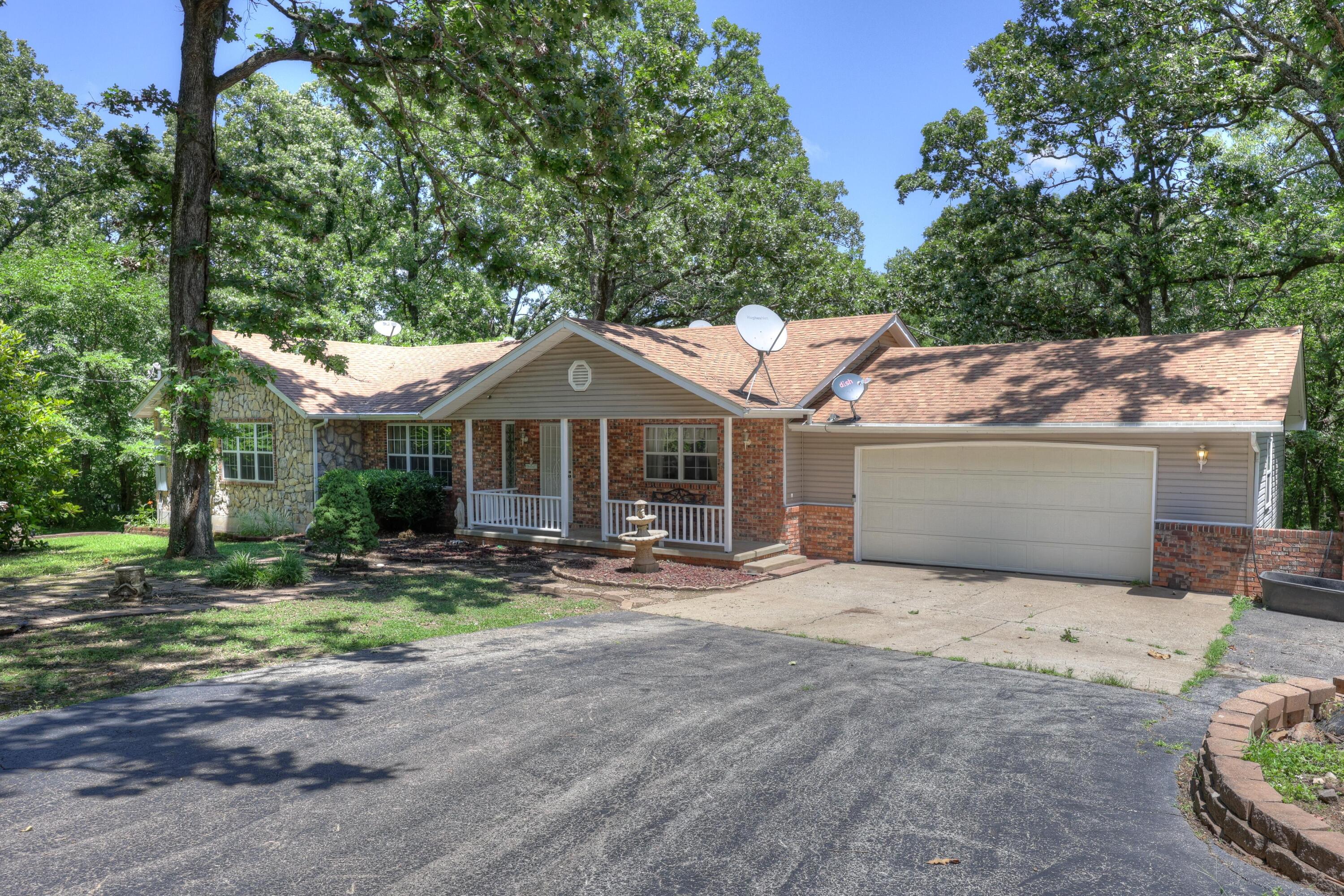 3172 Bentley Lane Property Photo 1