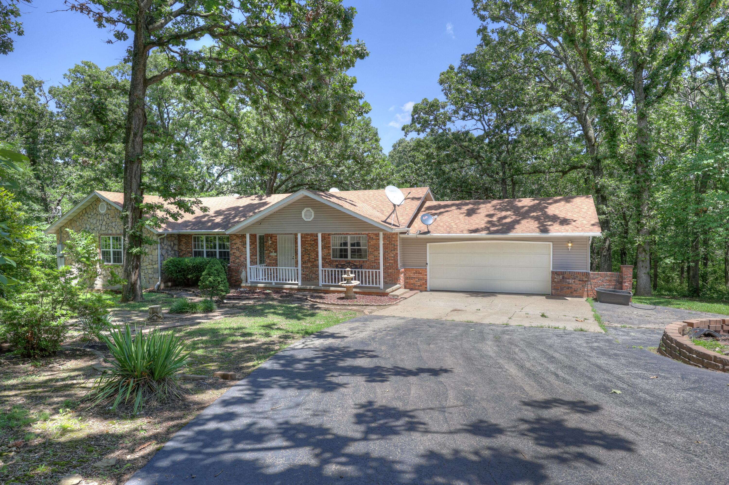 3172 Bentley Lane Property Photo 2
