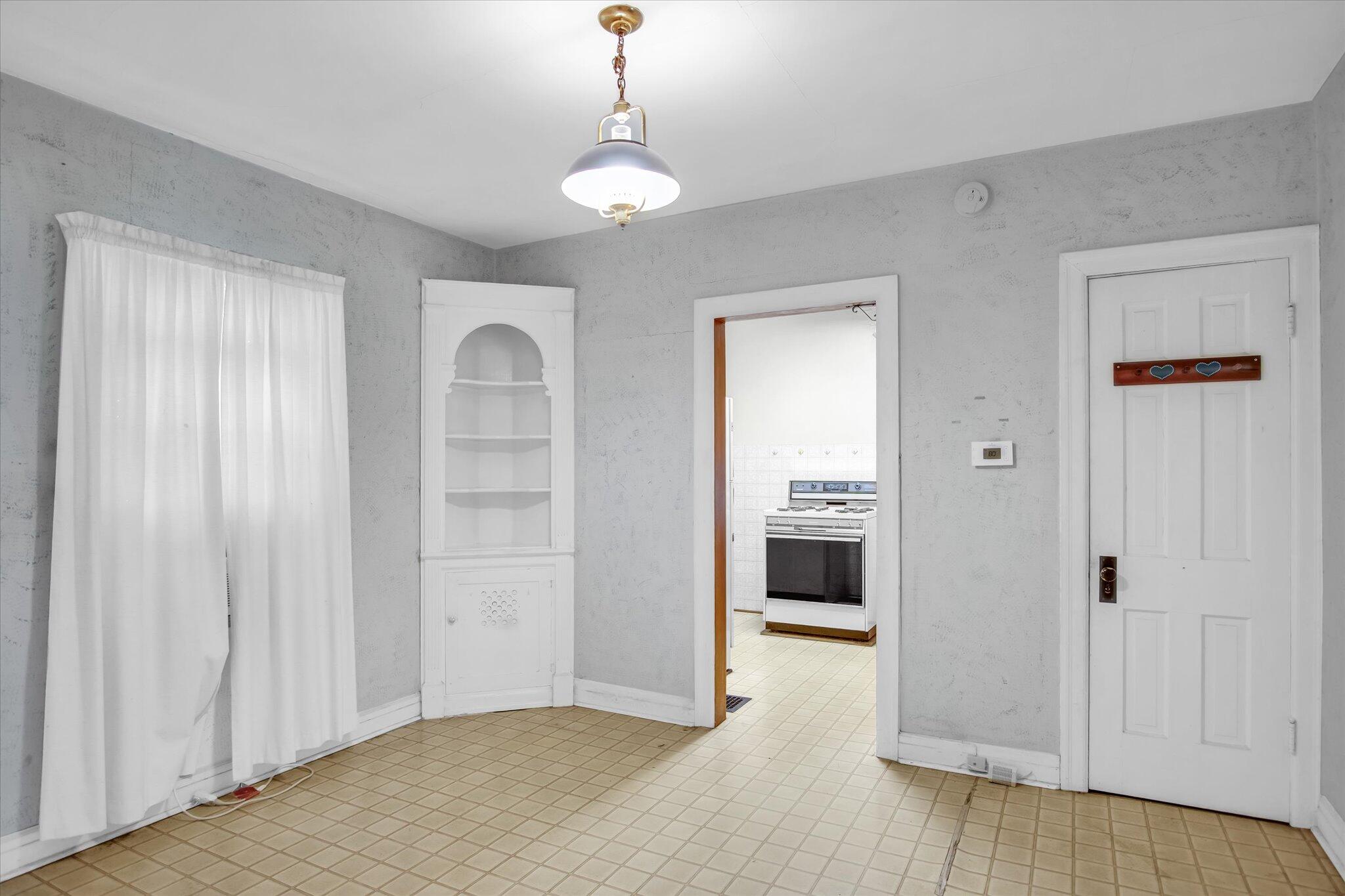 1633 South Jefferson Avenue Property Photo 8