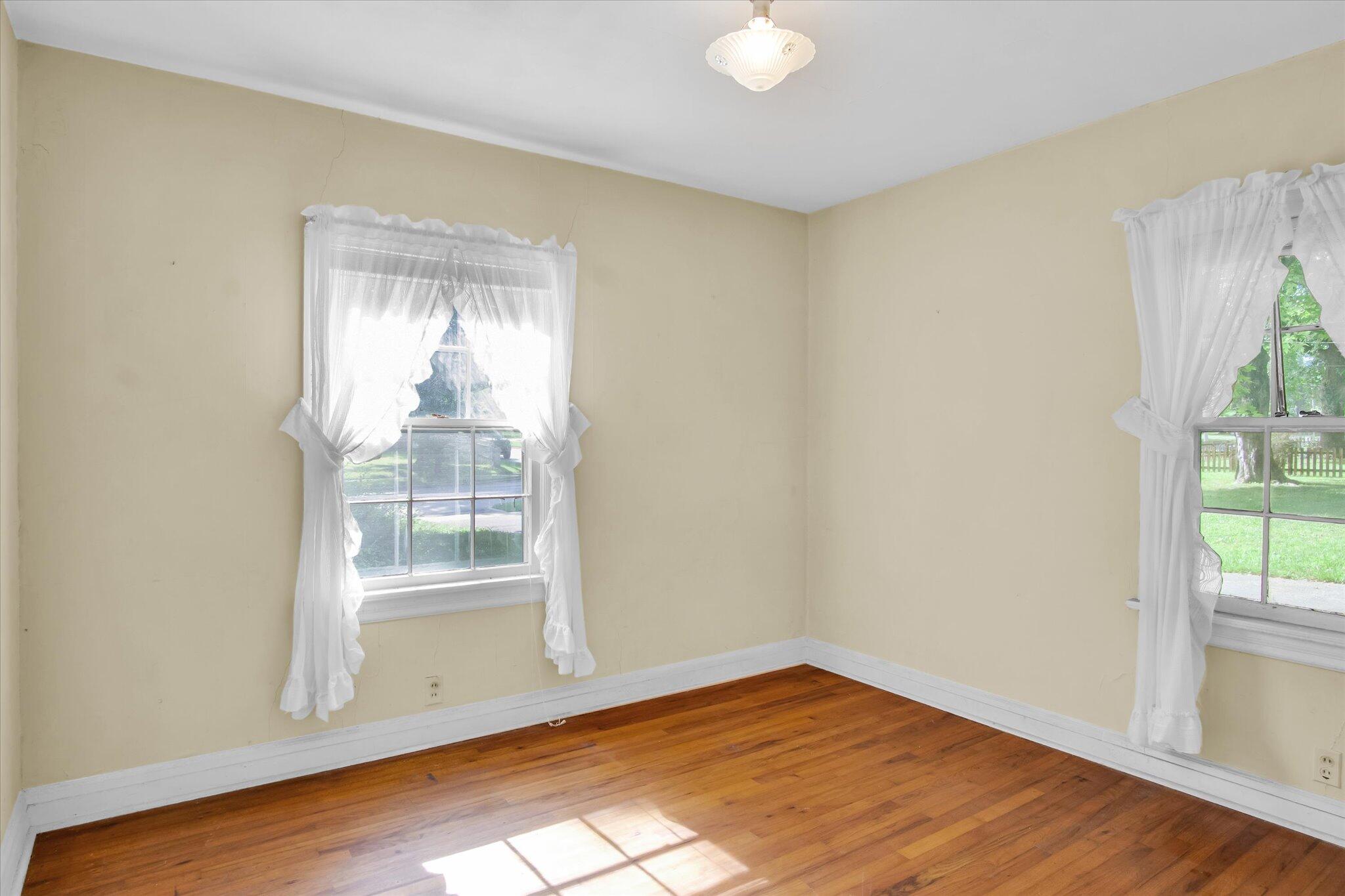 1633 South Jefferson Avenue Property Photo 12