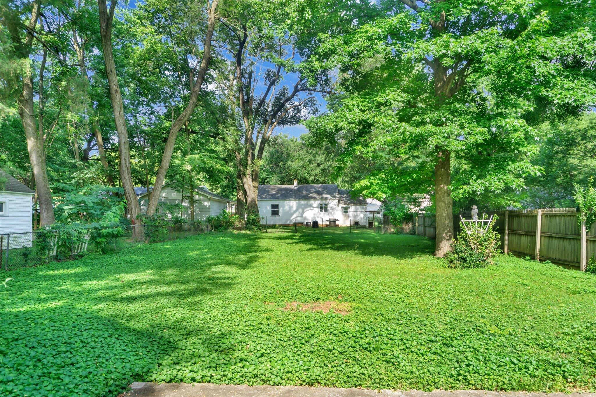 1633 South Jefferson Avenue Property Photo 15