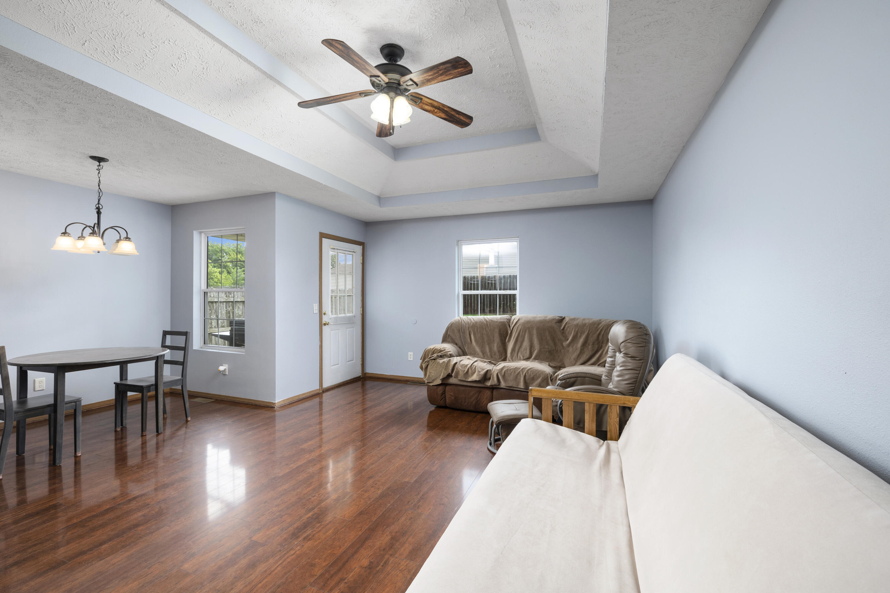 212 Justin Street Property Photo 4