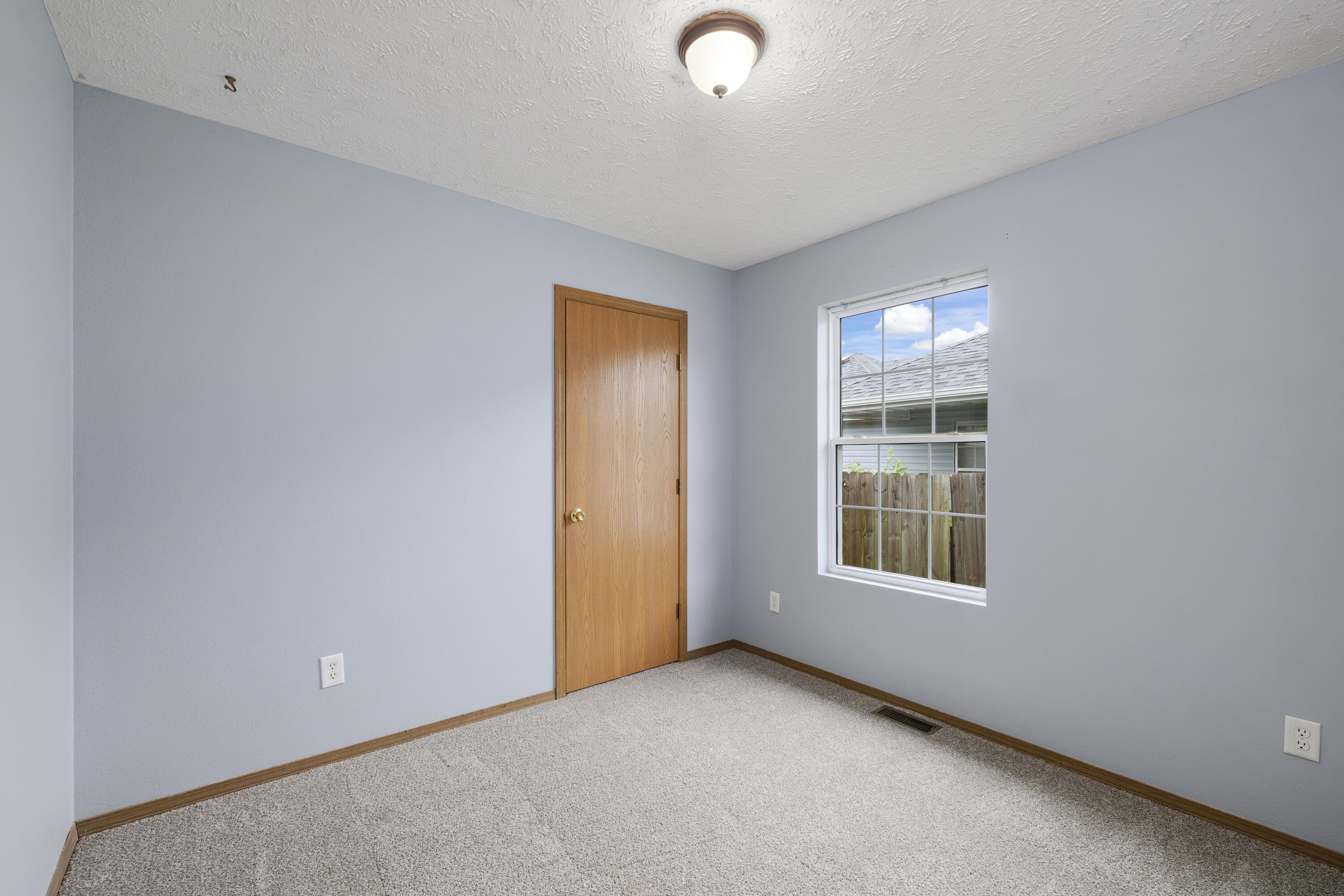 212 Justin Street Property Photo 11
