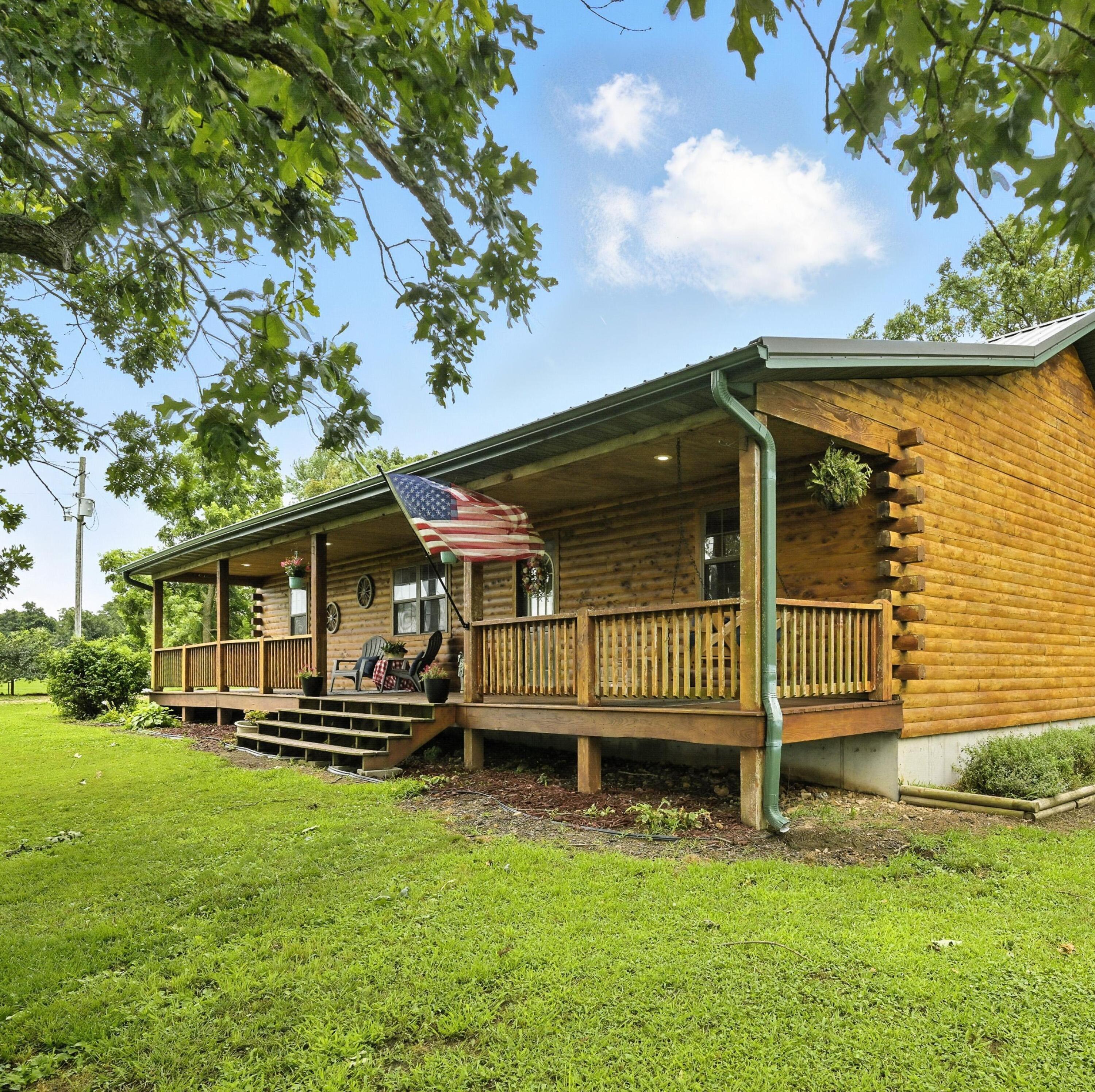 2108 Carnell Road Property Photo 1