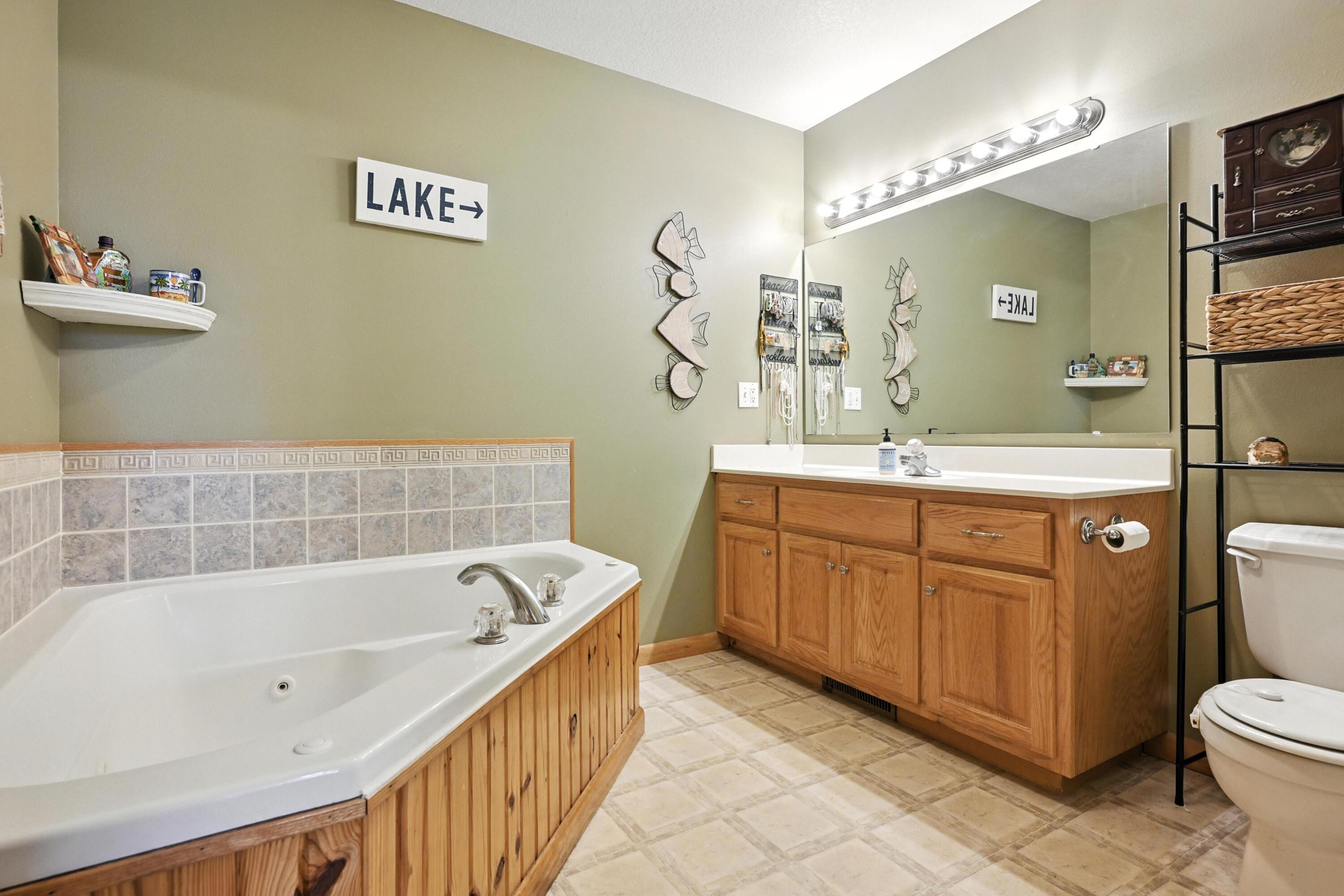2108 Carnell Road Property Photo 18