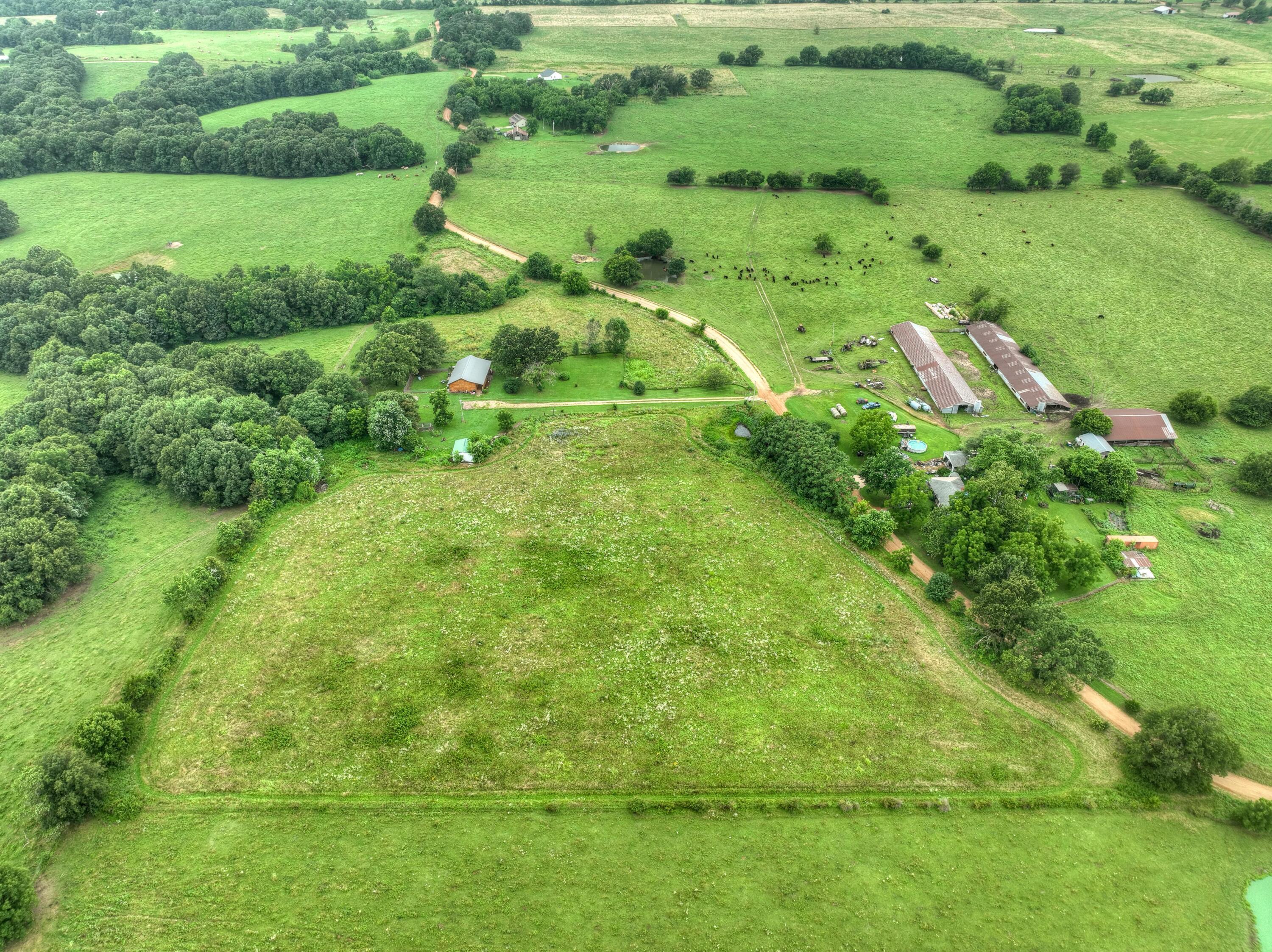 2108 Carnell Road Property Photo 44
