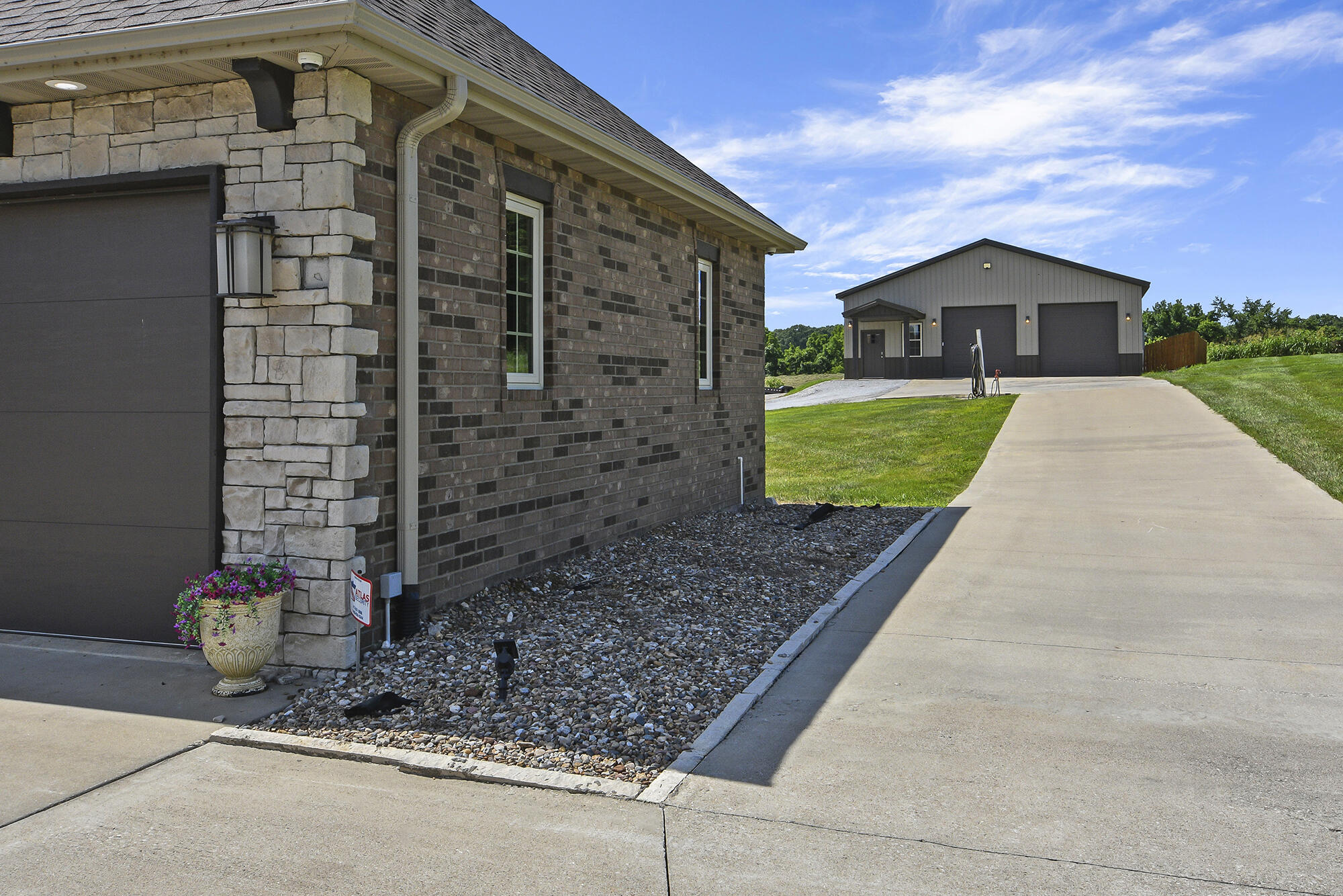 932 Caliburn Drive Property Photo 93