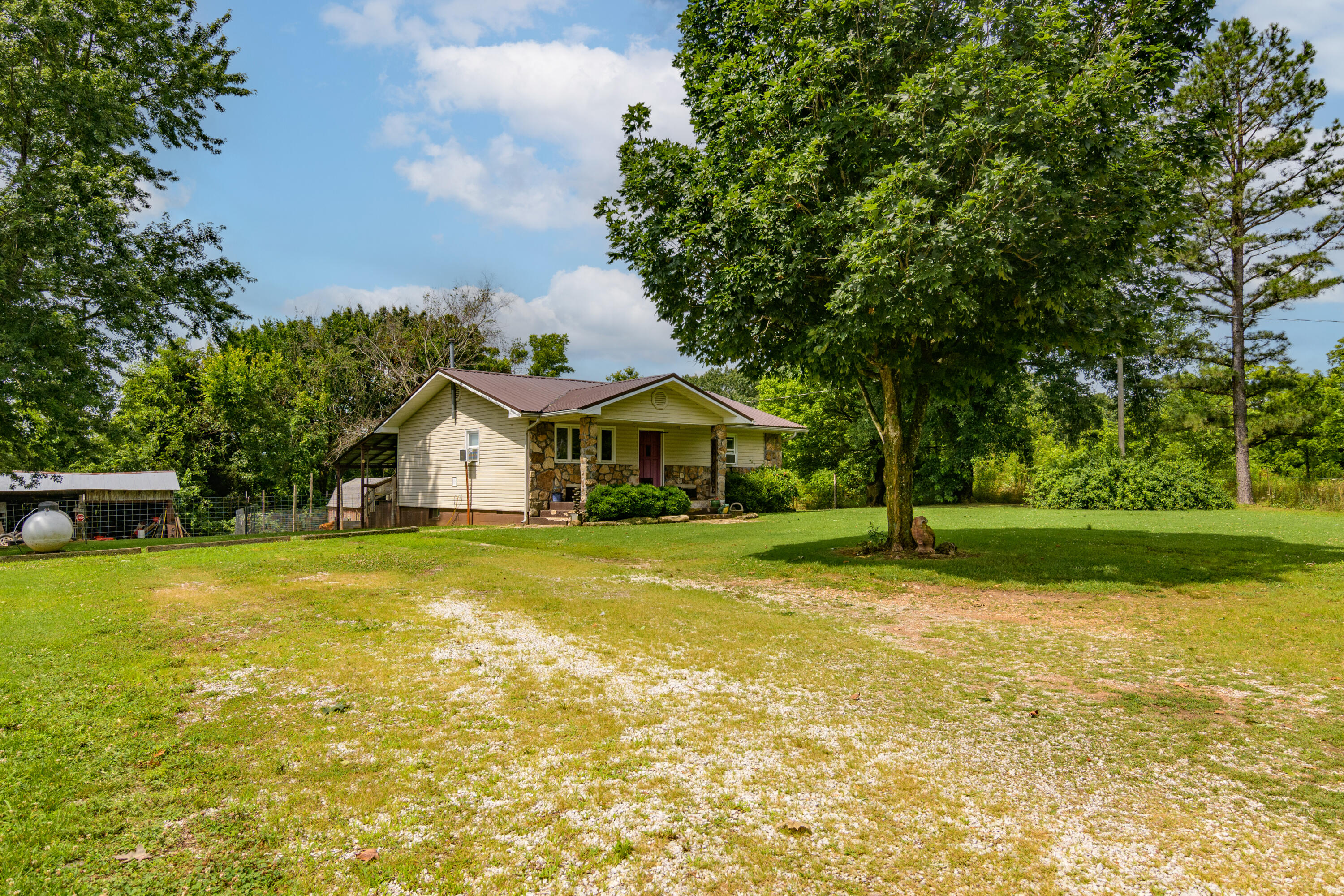 190 Walker Road Property Photo 2
