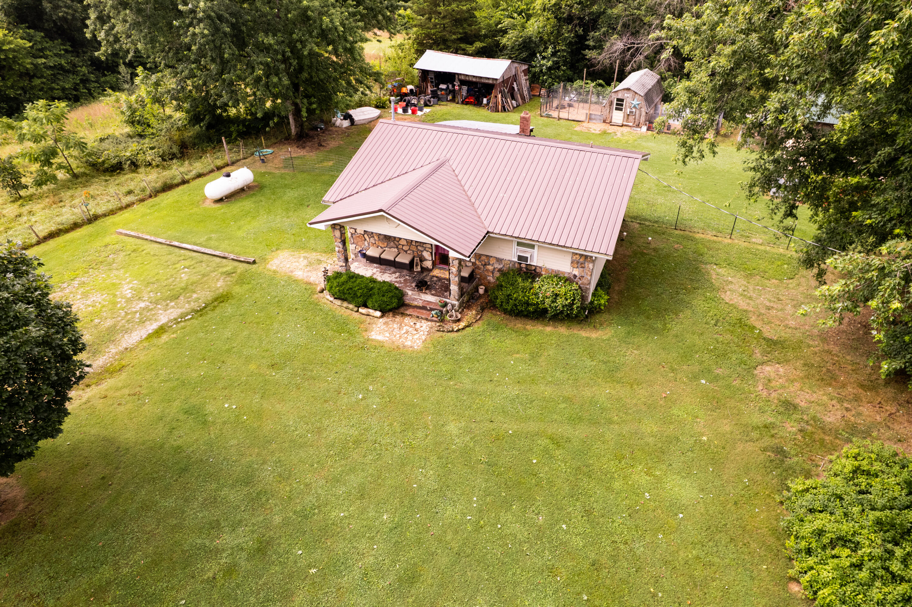 190 Walker Road Property Photo 6