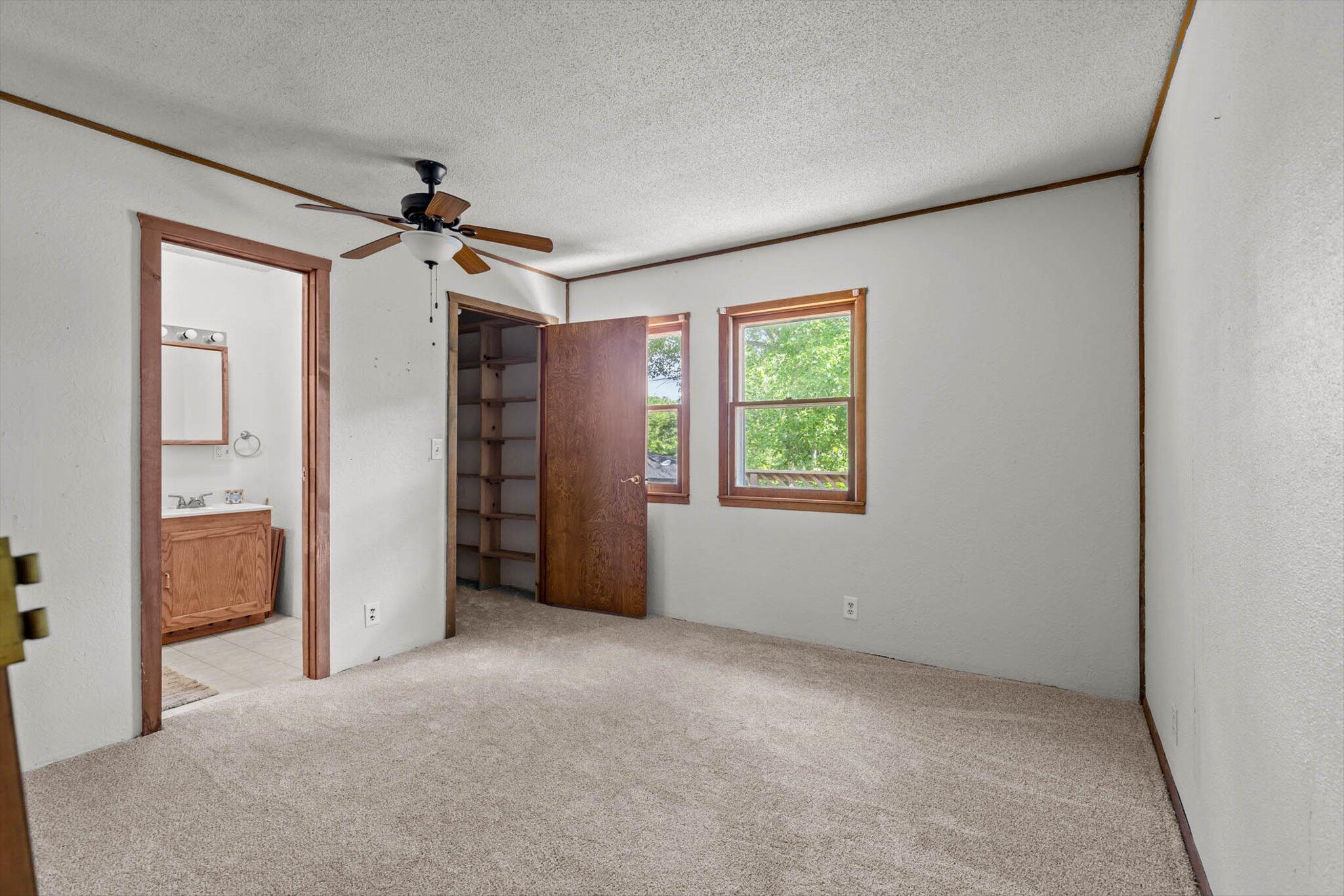 1265 Royal Road Property Photo 19