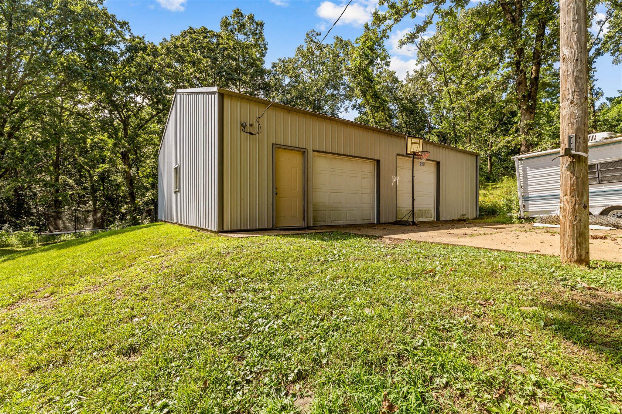 1265 Royal Road Property Photo 45